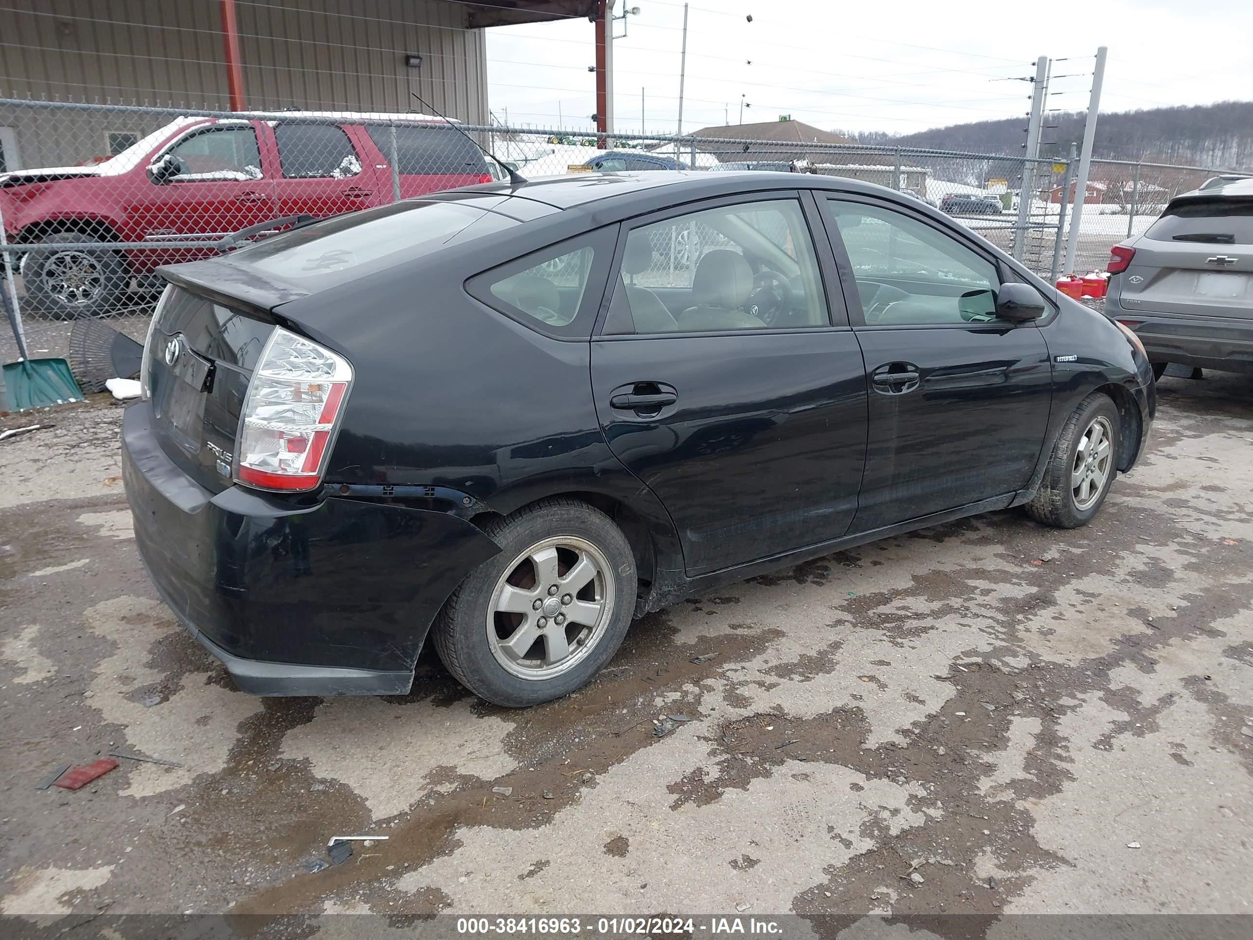 Photo 3 VIN: JTDKB20U473266793 - TOYOTA PRIUS 