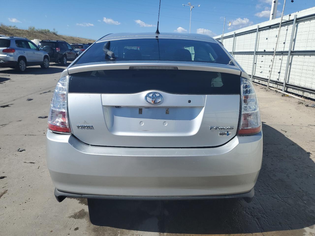 Photo 5 VIN: JTDKB20U477592599 - TOYOTA PRIUS 