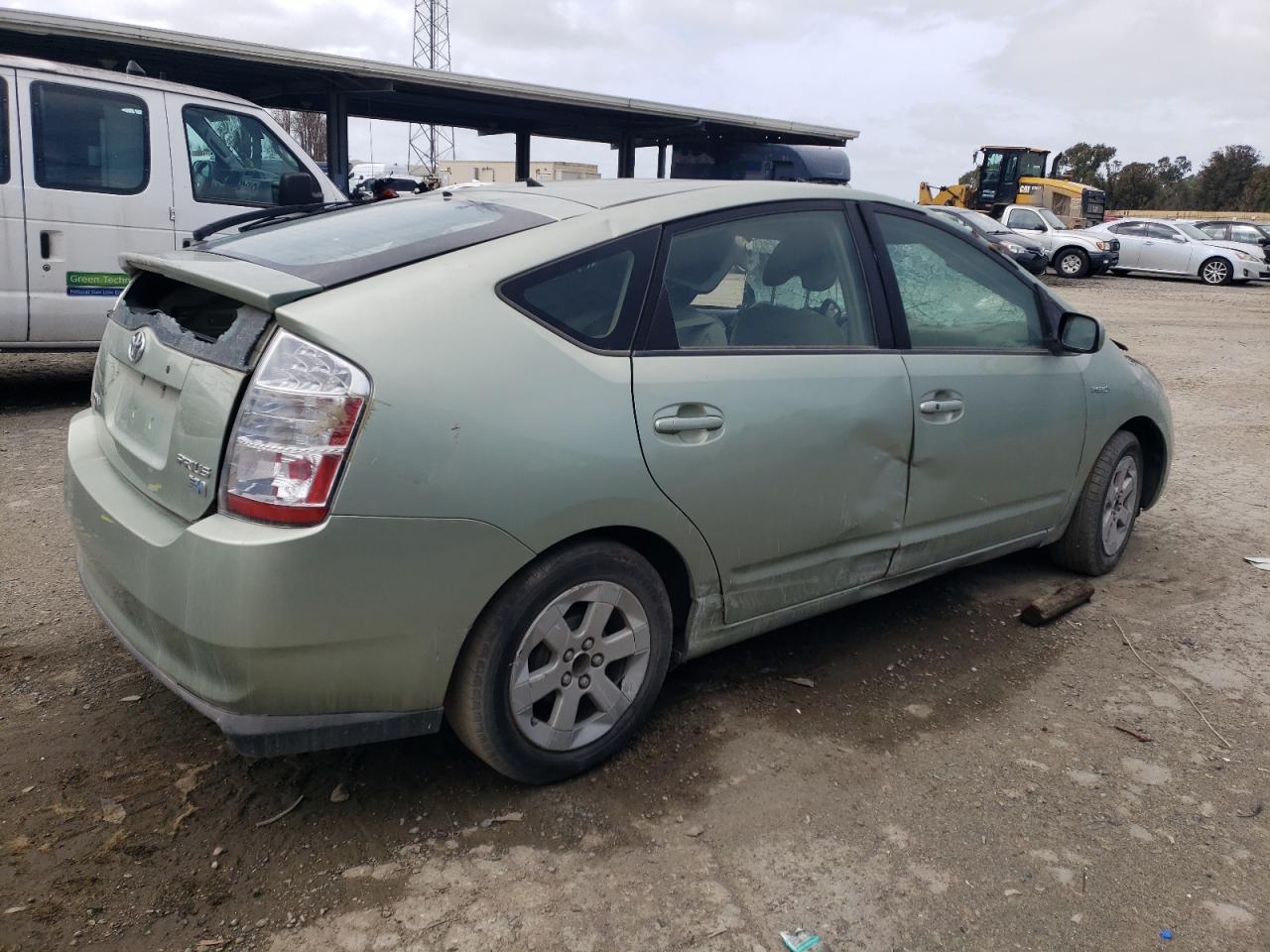 Photo 2 VIN: JTDKB20U477617176 - TOYOTA PRIUS 