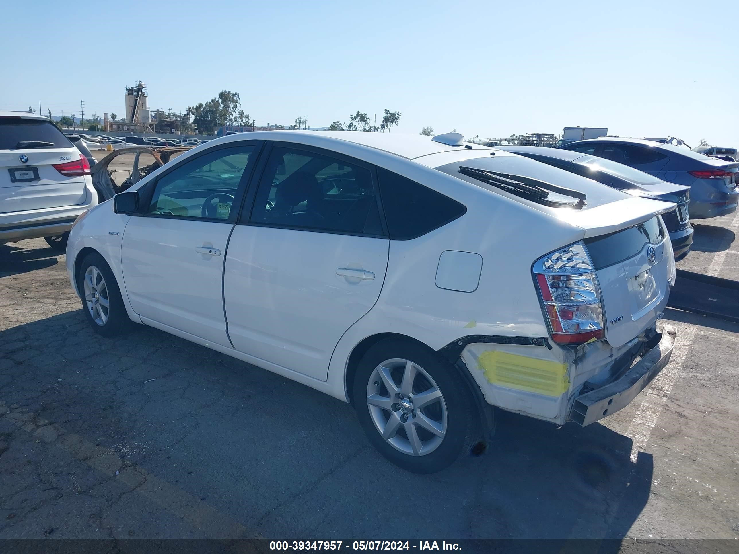 Photo 2 VIN: JTDKB20U493467502 - TOYOTA PRIUS 