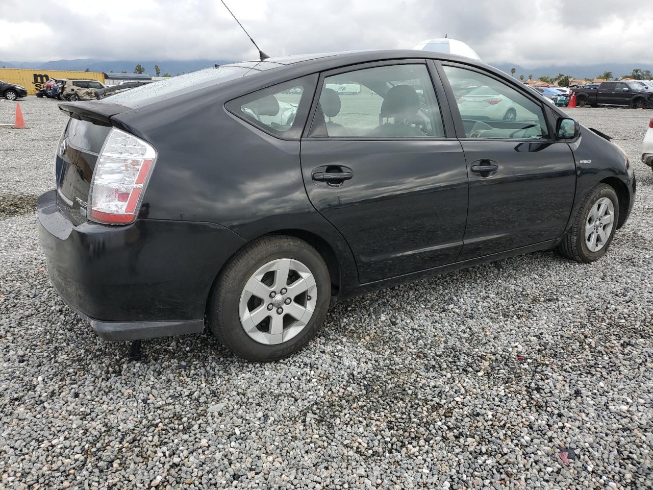 Photo 2 VIN: JTDKB20U497868864 - TOYOTA PRIUS 