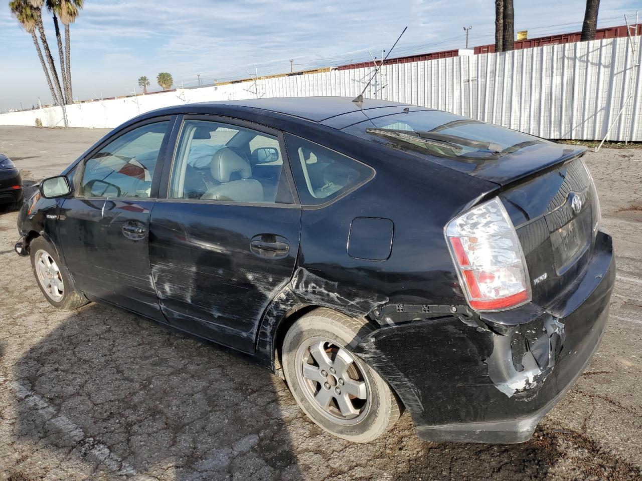 Photo 1 VIN: JTDKB20U573245905 - TOYOTA PRIUS 