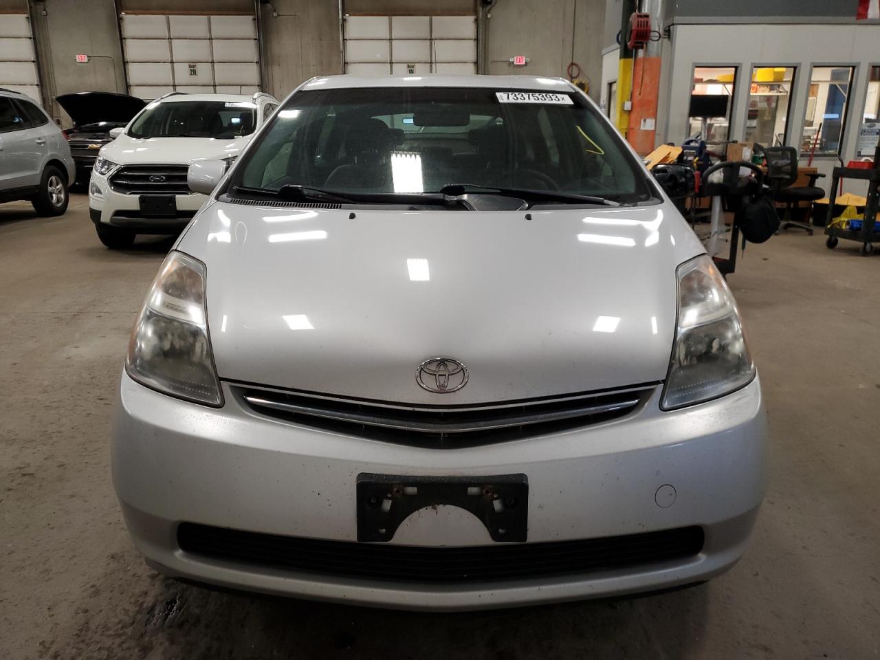 Photo 4 VIN: JTDKB20U577681632 - TOYOTA PRIUS 