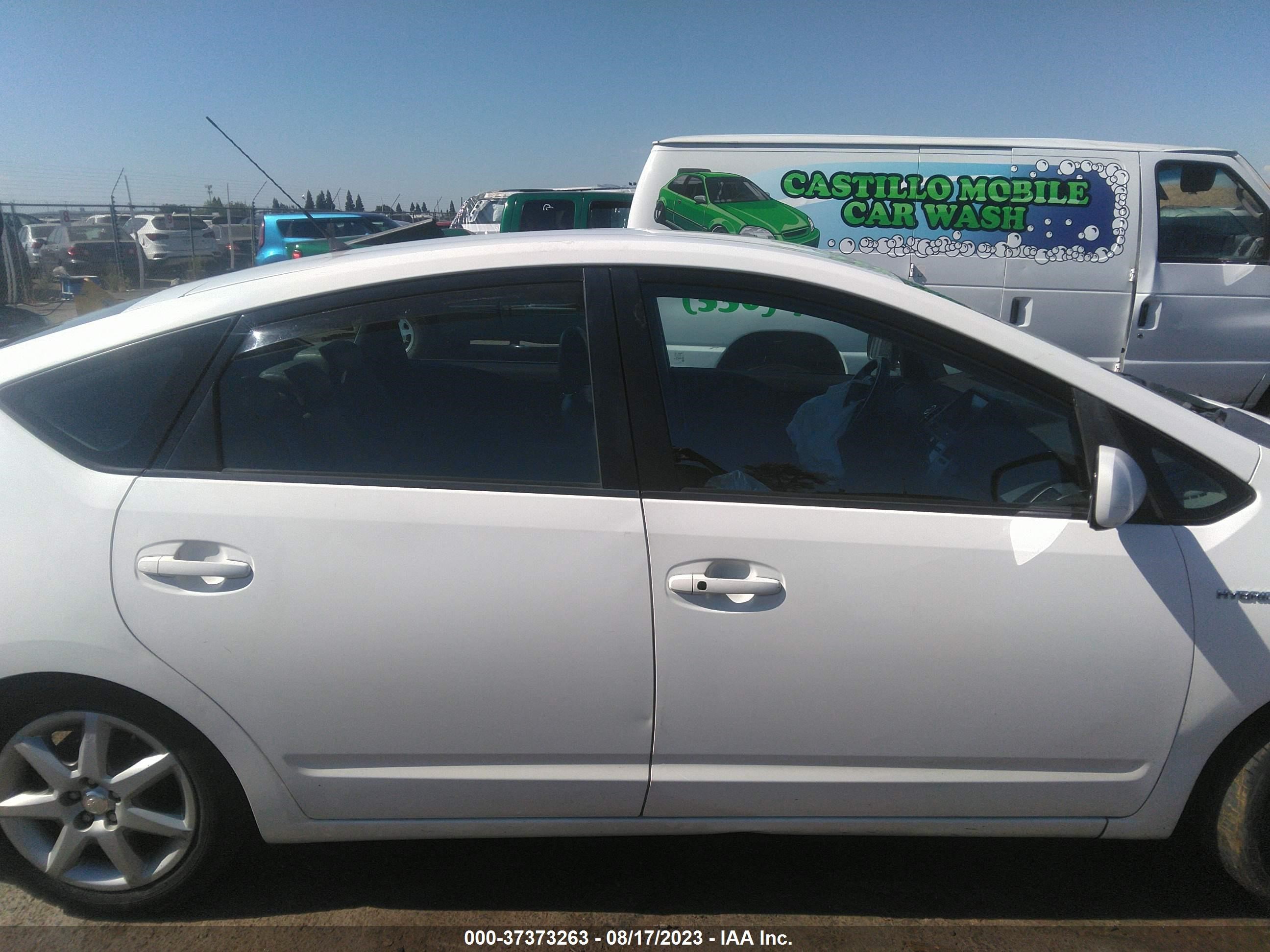 Photo 12 VIN: JTDKB20U583333340 - TOYOTA PRIUS 