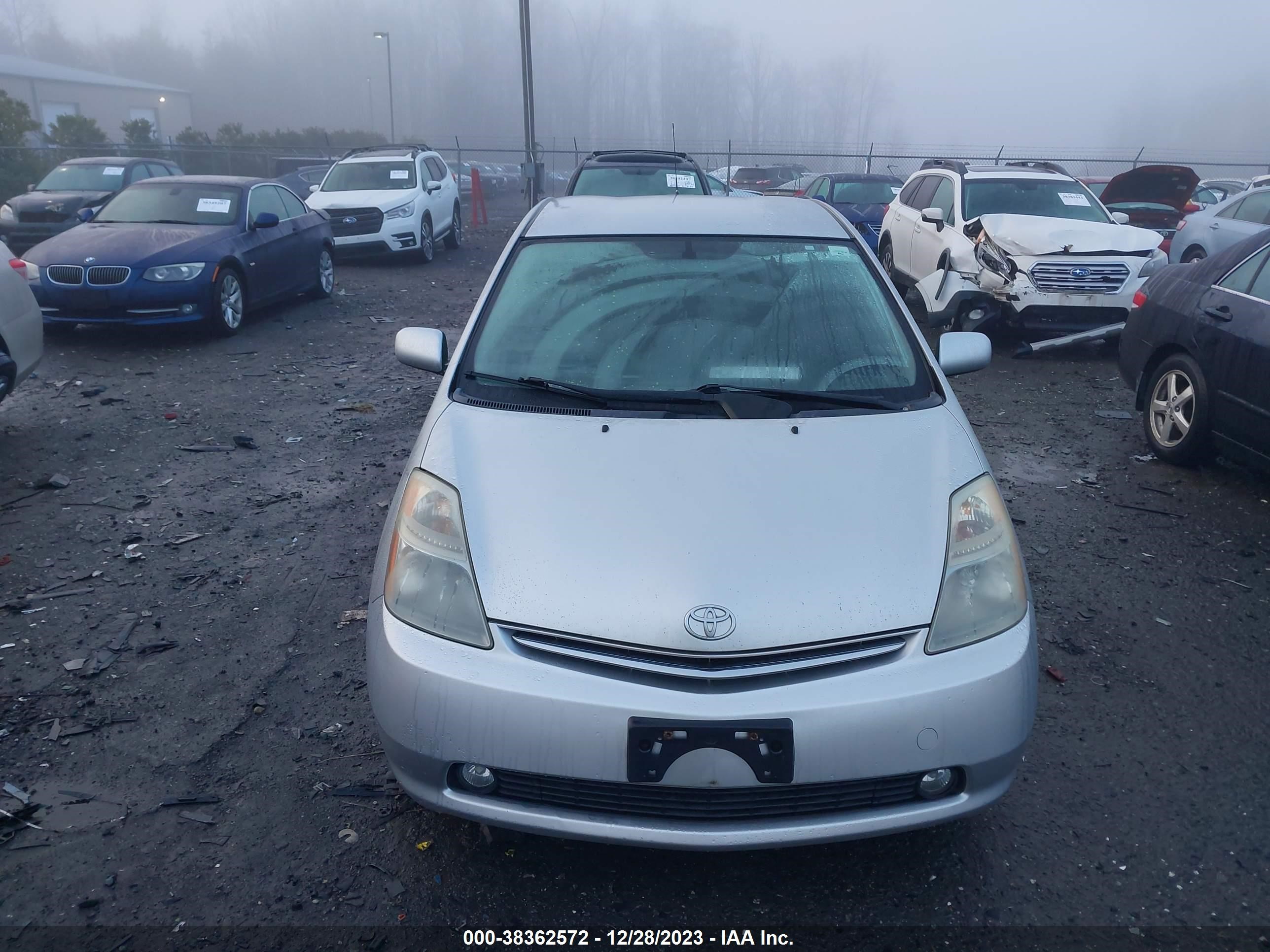 Photo 12 VIN: JTDKB20U583346167 - TOYOTA PRIUS 