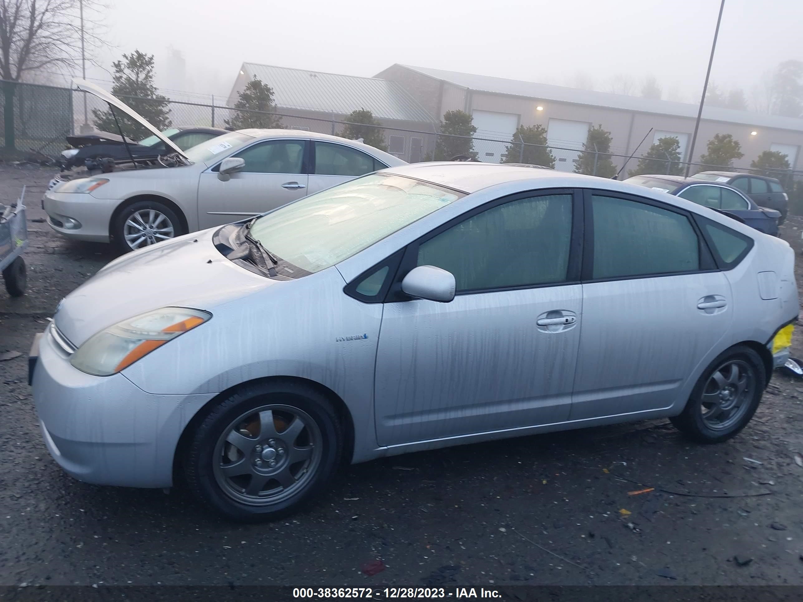 Photo 14 VIN: JTDKB20U583346167 - TOYOTA PRIUS 