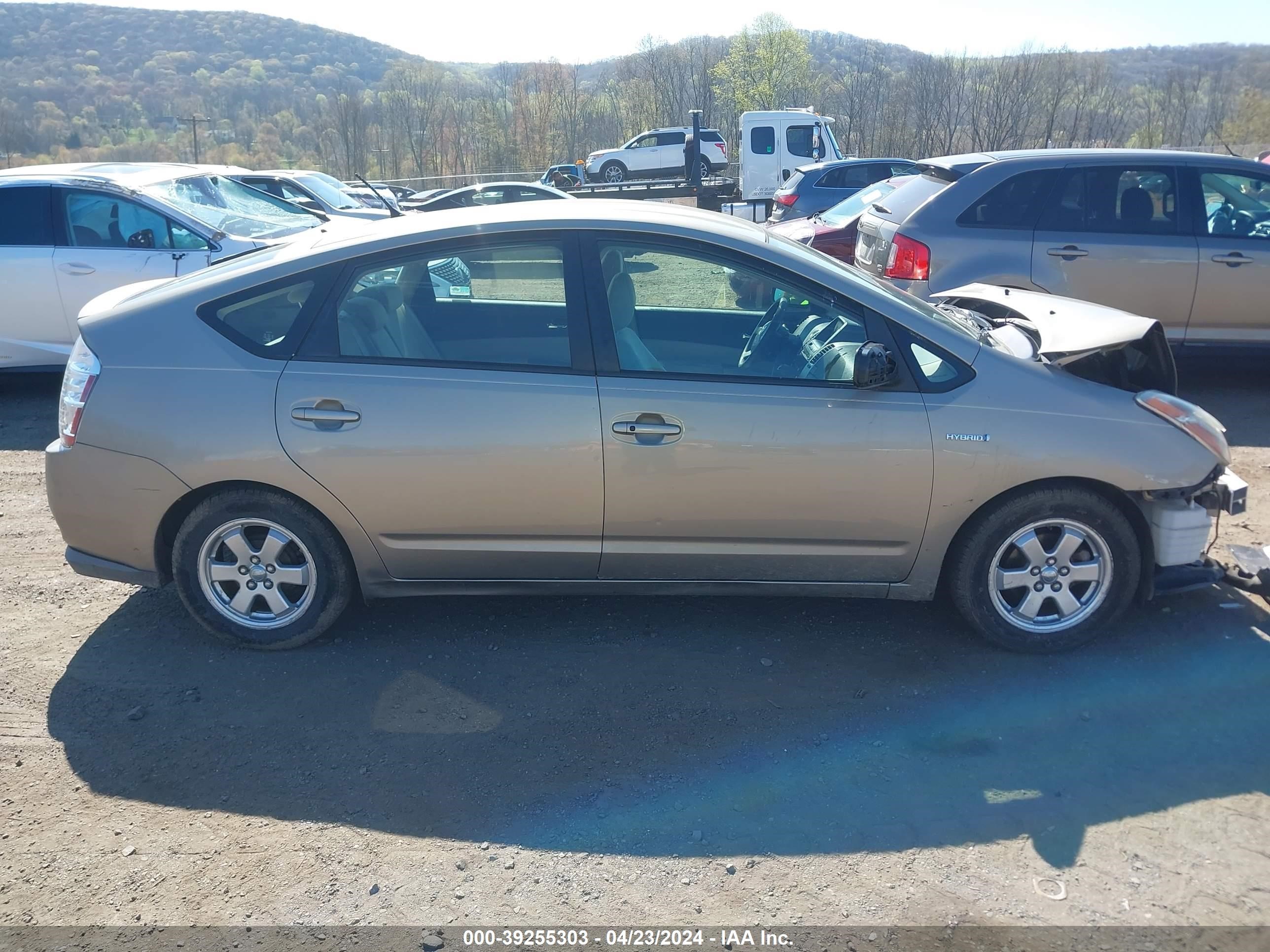 Photo 12 VIN: JTDKB20U587779559 - TOYOTA PRIUS 