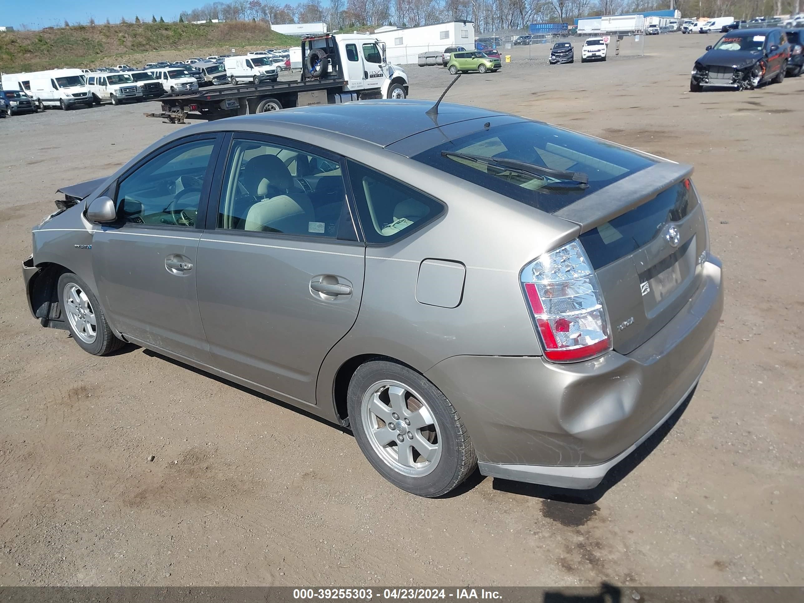 Photo 2 VIN: JTDKB20U587779559 - TOYOTA PRIUS 