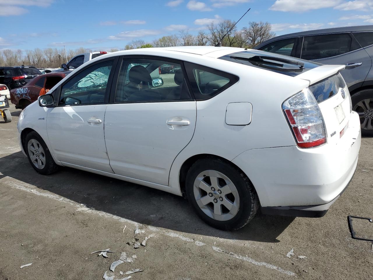 Photo 1 VIN: JTDKB20U587780467 - TOYOTA PRIUS 