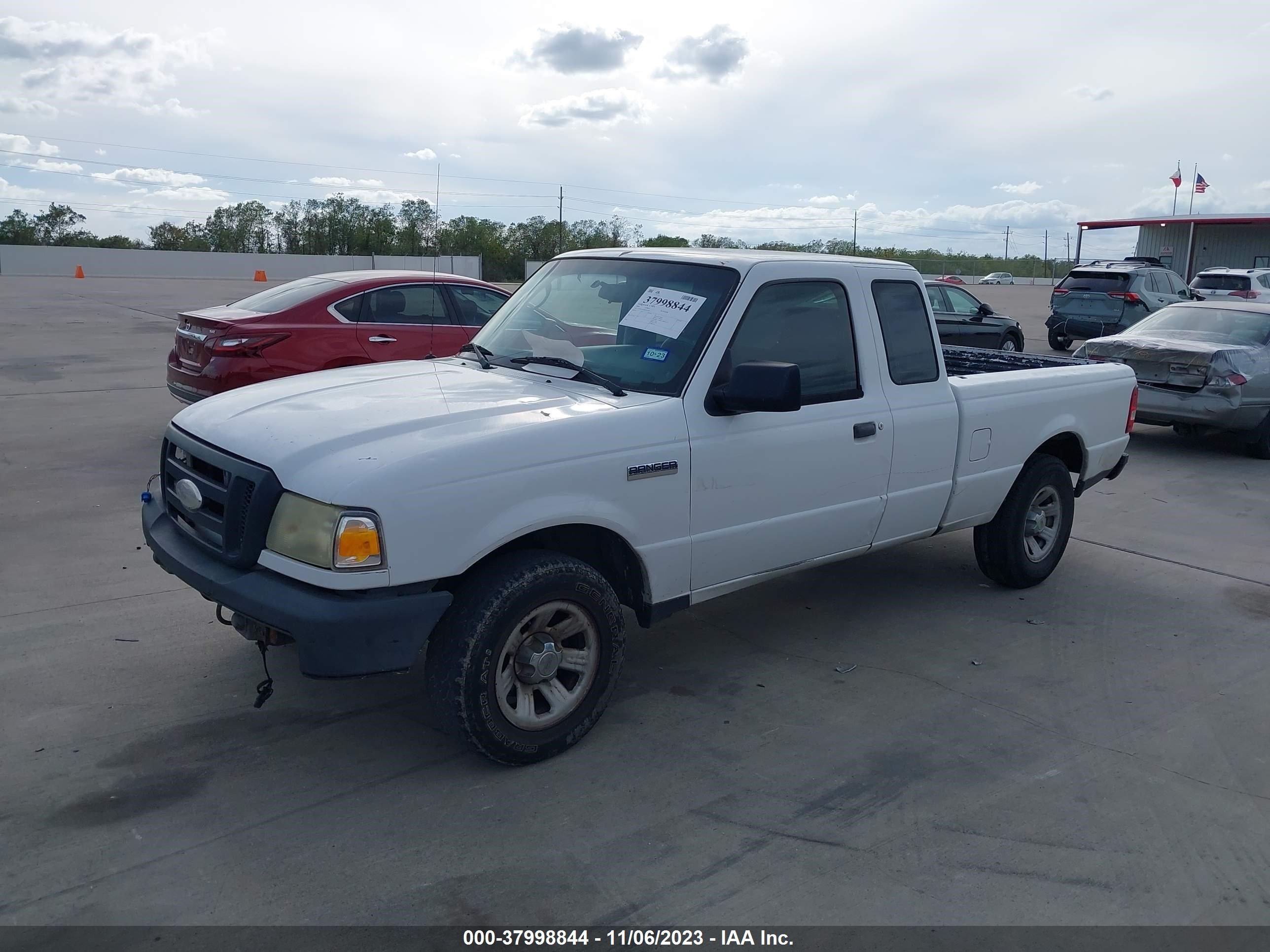 Photo 1 VIN: JTDKB20U587806971 - FORD RANGER 