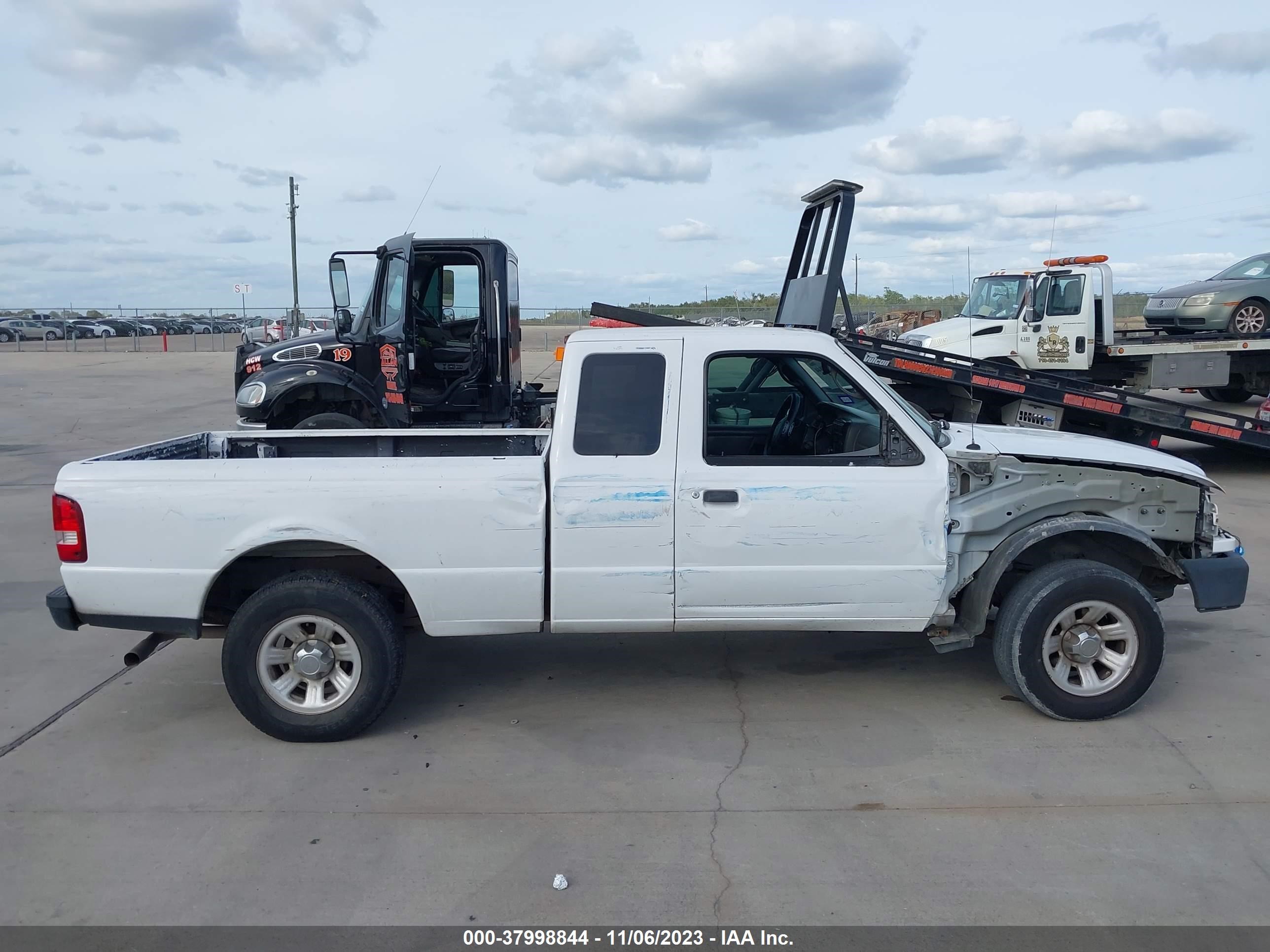 Photo 5 VIN: JTDKB20U587806971 - FORD RANGER 