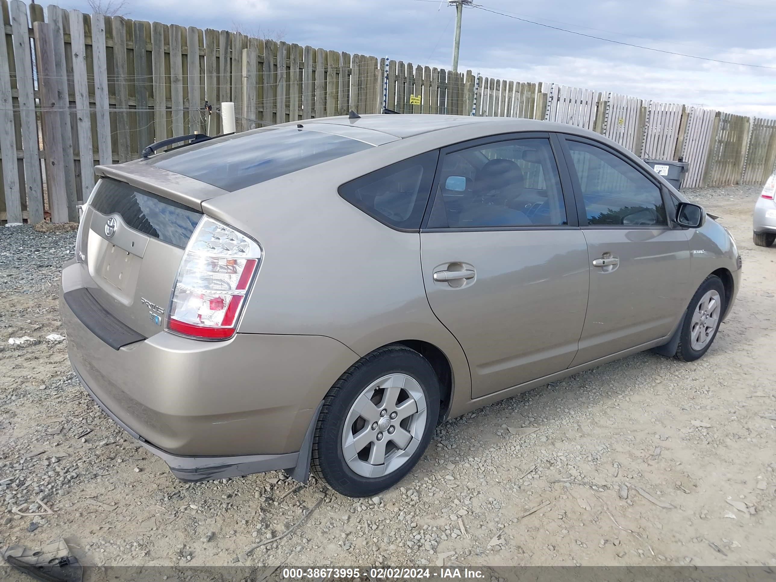 Photo 3 VIN: JTDKB20U597827904 - TOYOTA PRIUS 