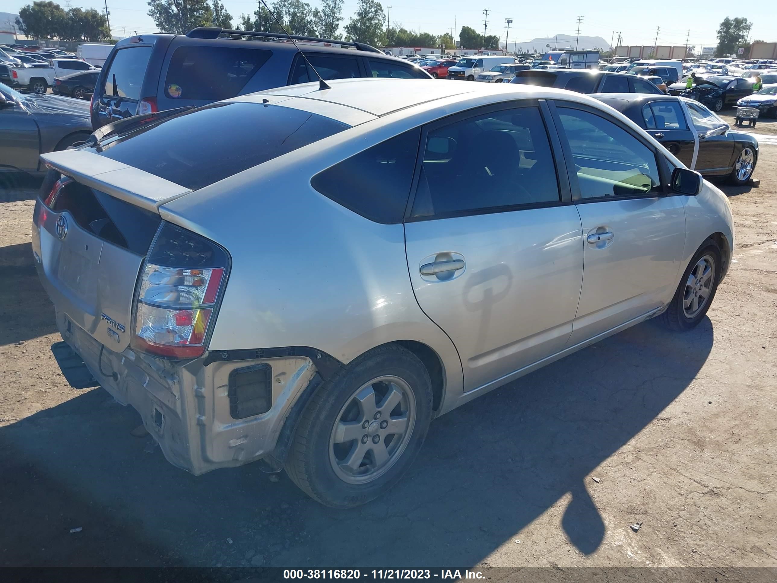 Photo 3 VIN: JTDKB20U650122709 - TOYOTA PRIUS 