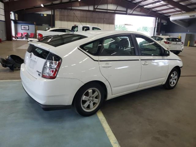 Photo 2 VIN: JTDKB20U653118934 - TOYOTA PRIUS 