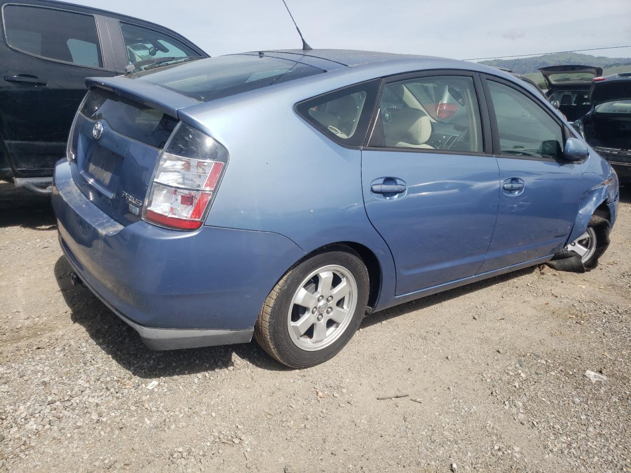 Photo 2 VIN: JTDKB20U657041233 - TOYOTA PRIUS 