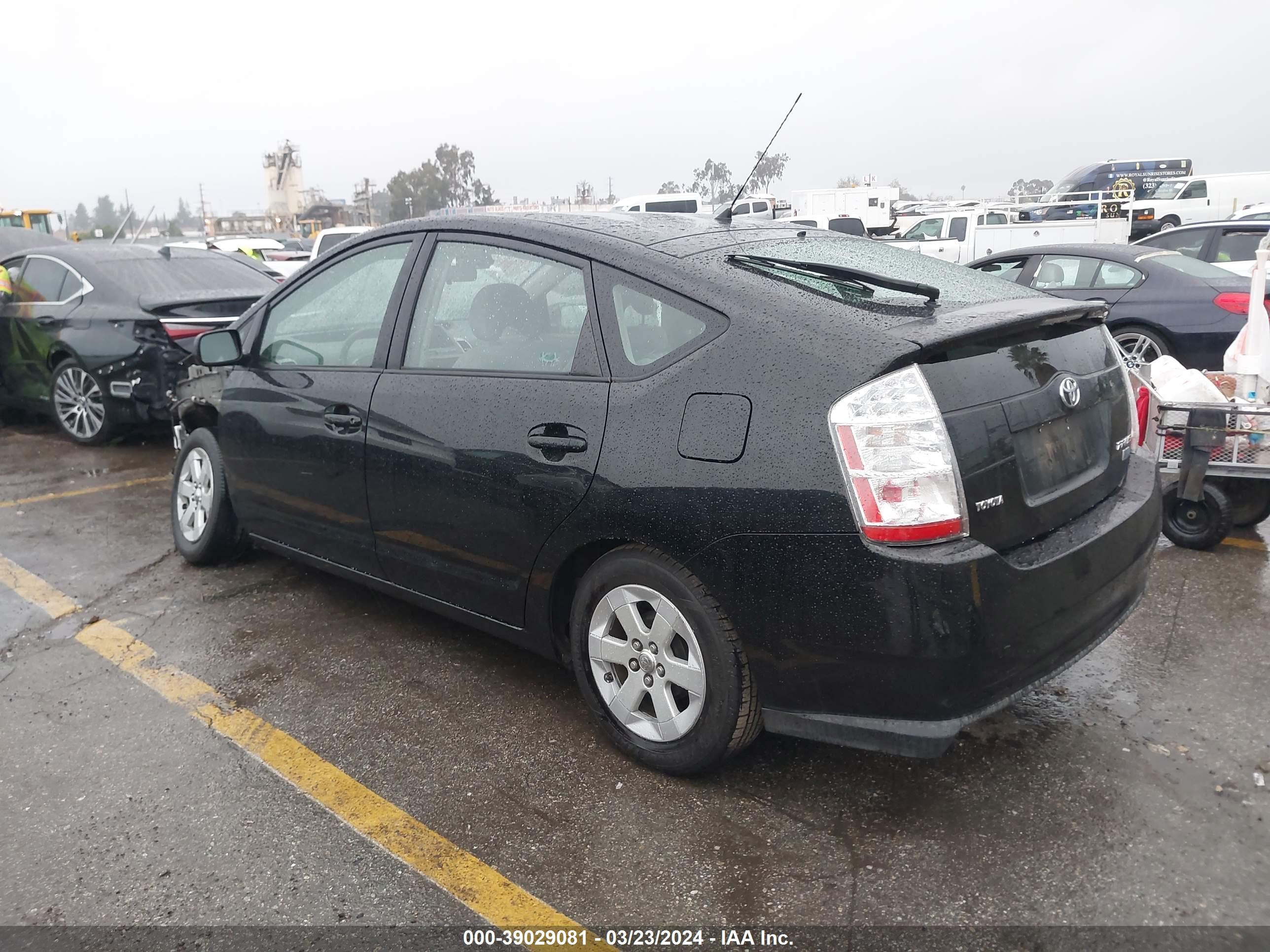 Photo 2 VIN: JTDKB20U663166869 - TOYOTA PRIUS 