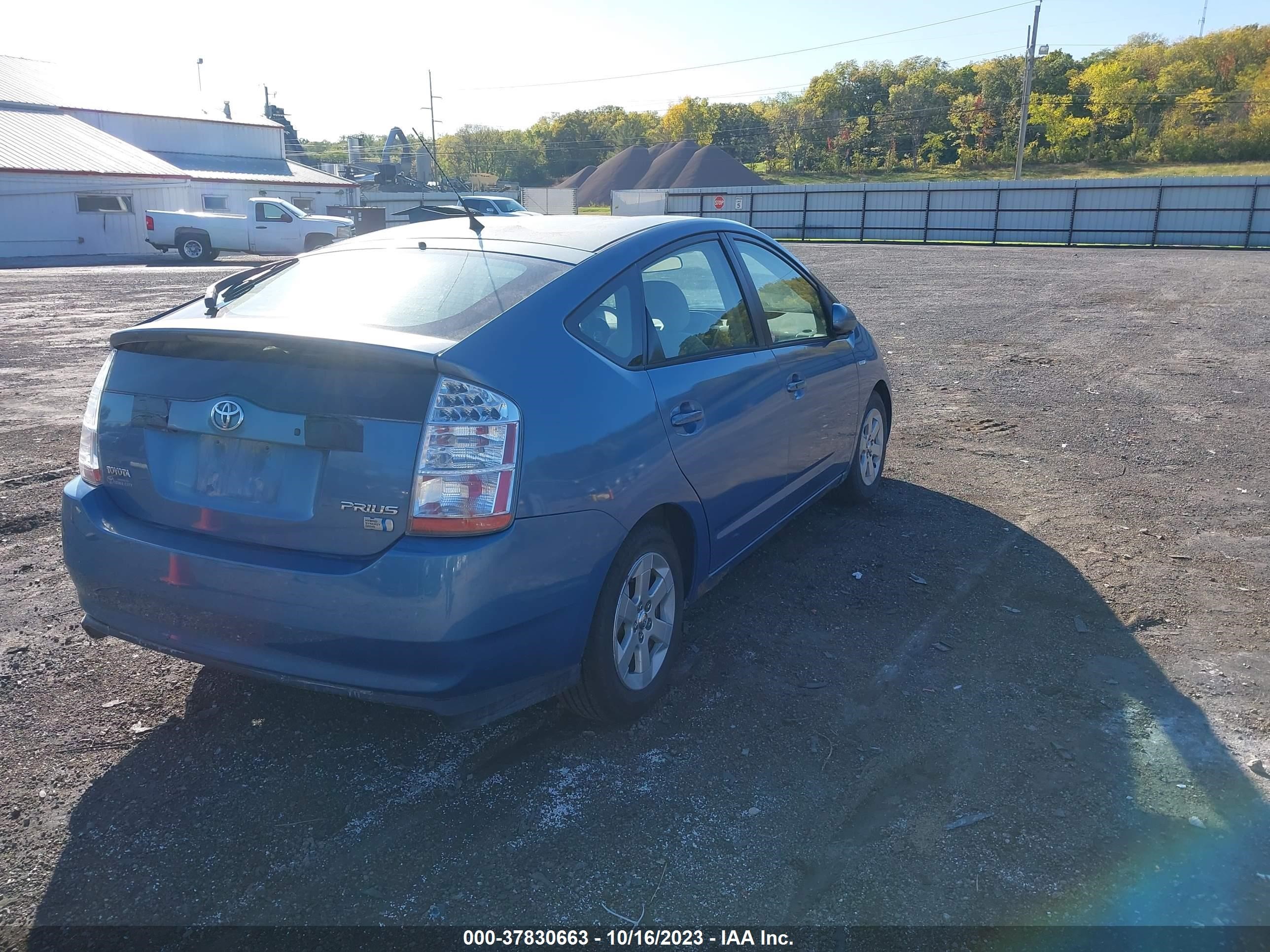 Photo 3 VIN: JTDKB20U667059703 - TOYOTA PRIUS 