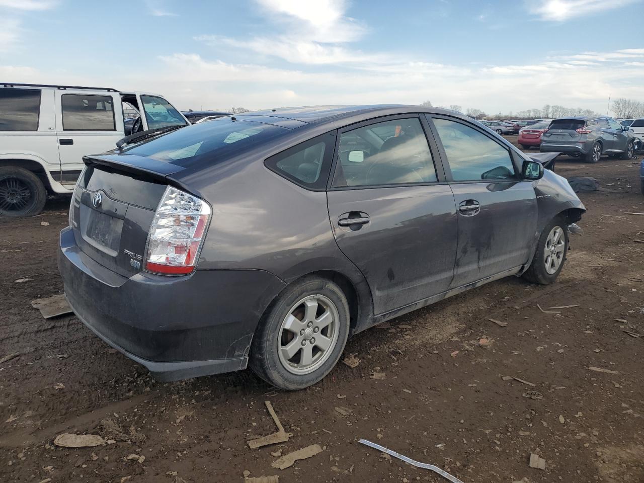 Photo 2 VIN: JTDKB20U673226800 - TOYOTA PRIUS 