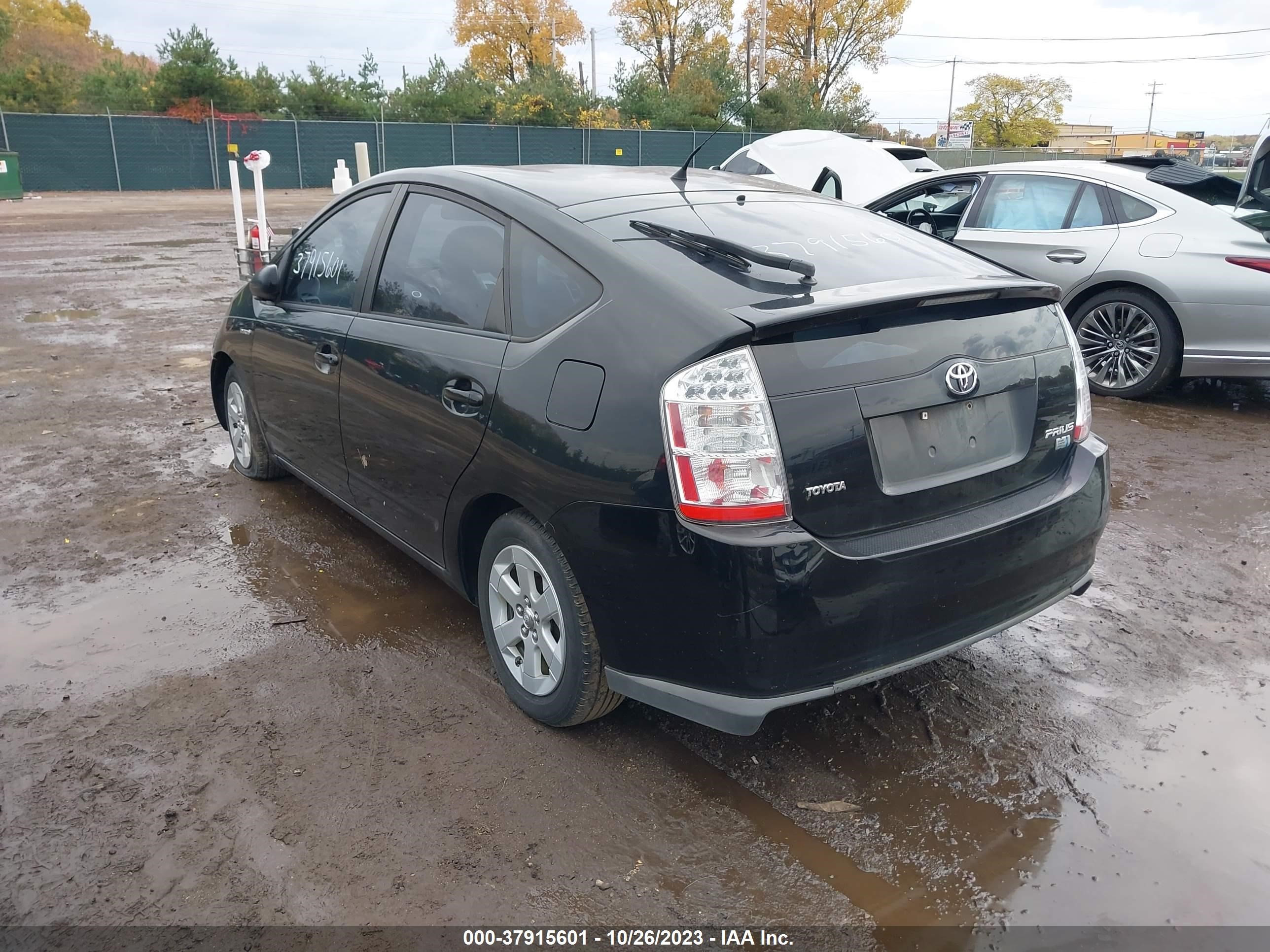 Photo 2 VIN: JTDKB20U677579546 - TOYOTA PRIUS 