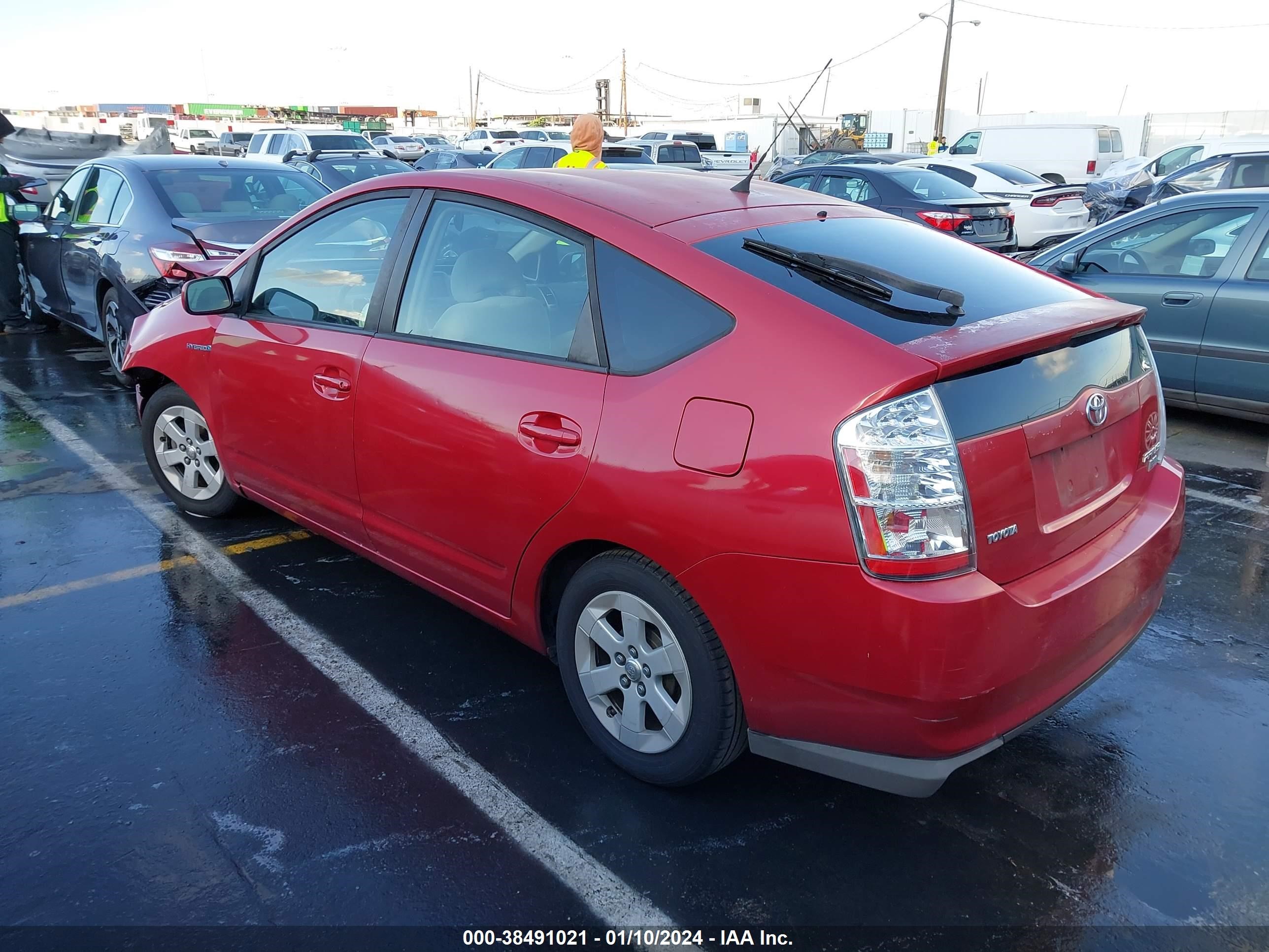 Photo 2 VIN: JTDKB20U677693286 - TOYOTA PRIUS 