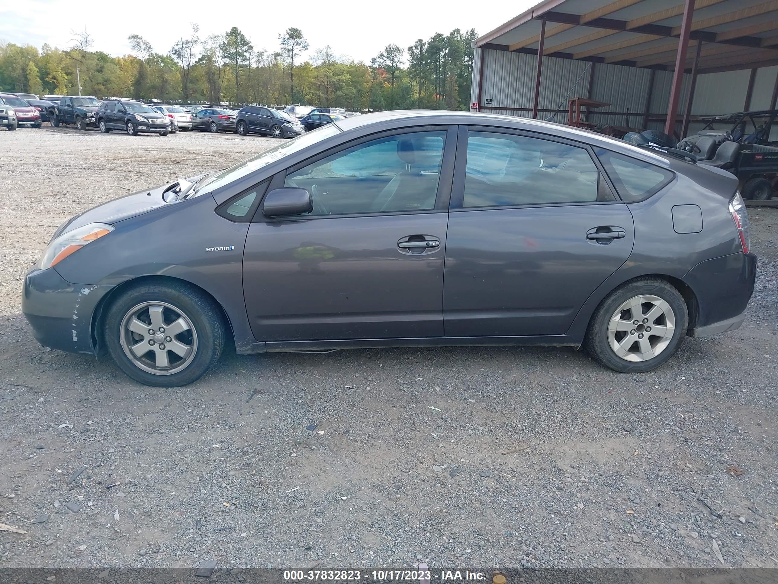 Photo 13 VIN: JTDKB20U683301206 - TOYOTA PRIUS 