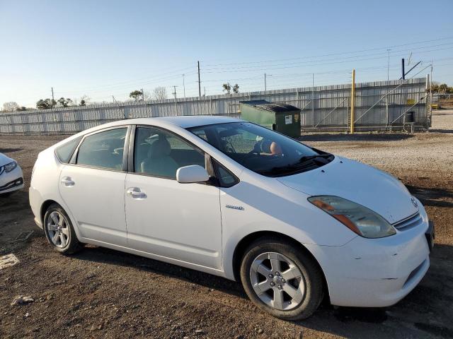 Photo 3 VIN: JTDKB20U683349739 - TOYOTA PRIUS 