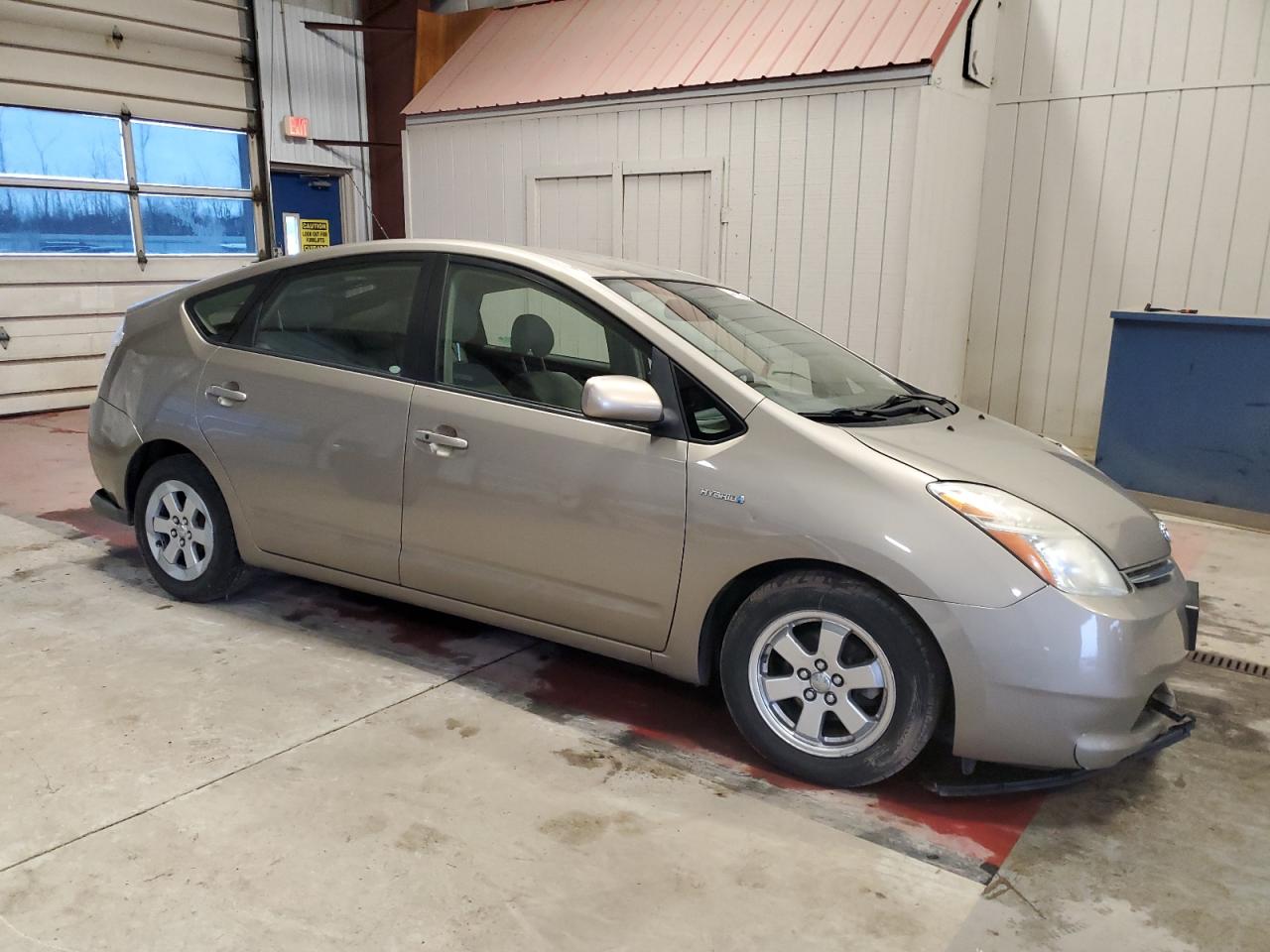 Photo 3 VIN: JTDKB20U687798704 - TOYOTA PRIUS 