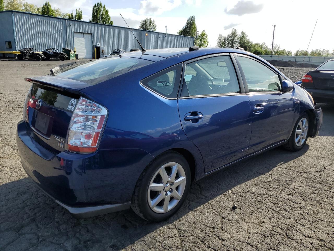 Photo 2 VIN: JTDKB20U687798749 - TOYOTA PRIUS 