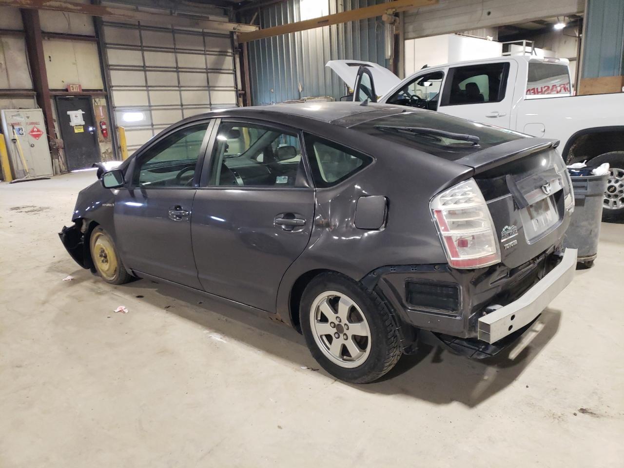 Photo 1 VIN: JTDKB20U693482907 - TOYOTA PRIUS 