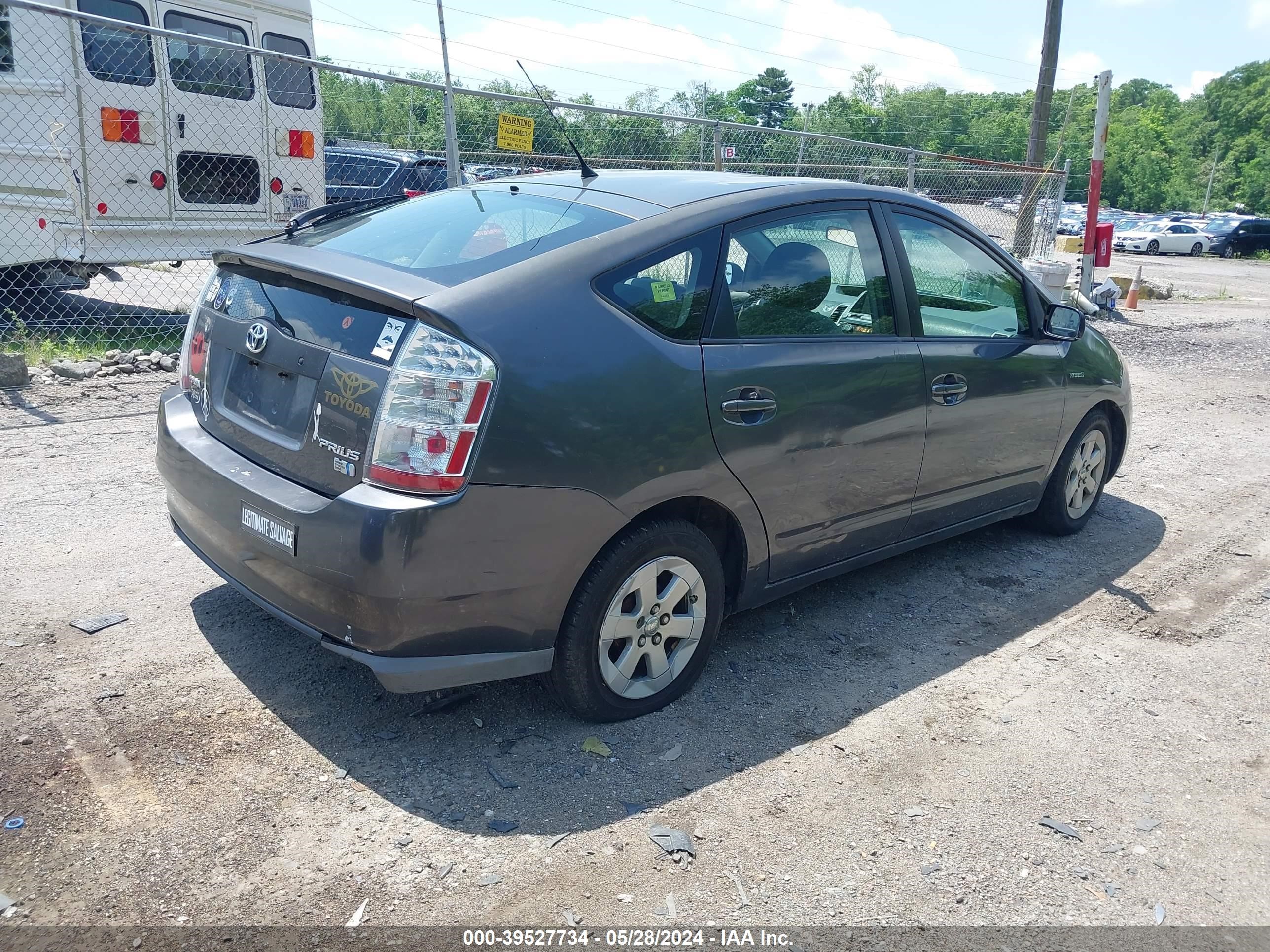 Photo 3 VIN: JTDKB20U693494216 - TOYOTA PRIUS 