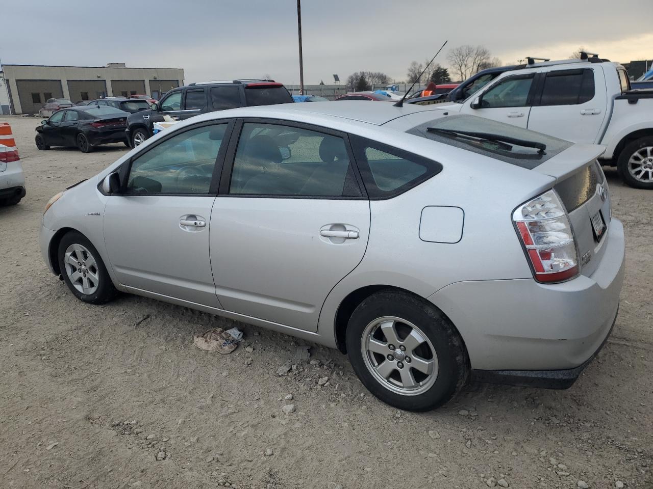 Photo 1 VIN: JTDKB20U697839074 - TOYOTA PRIUS 