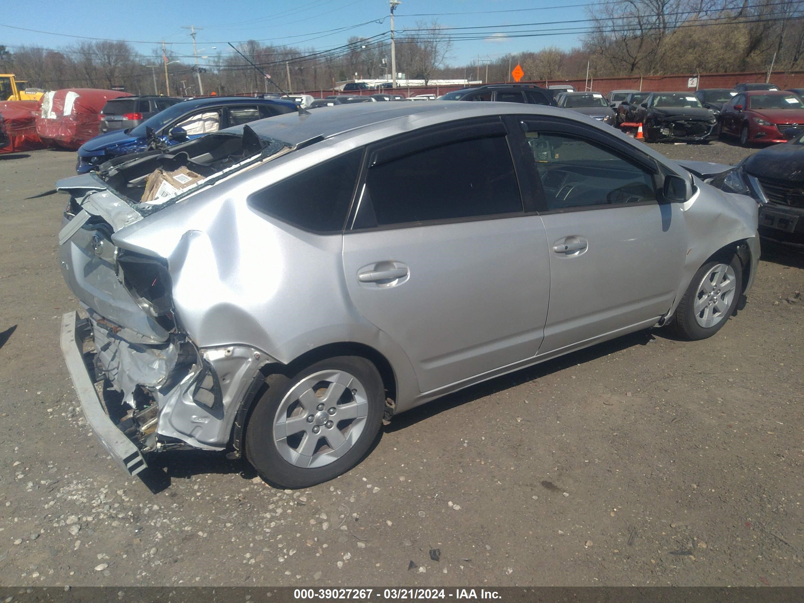 Photo 3 VIN: JTDKB20U740016820 - TOYOTA PRIUS 