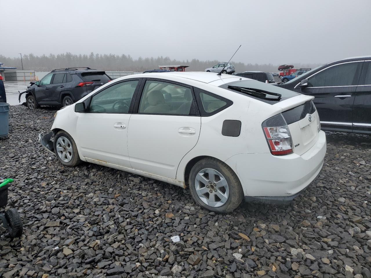 Photo 1 VIN: JTDKB20U753108378 - TOYOTA PRIUS 