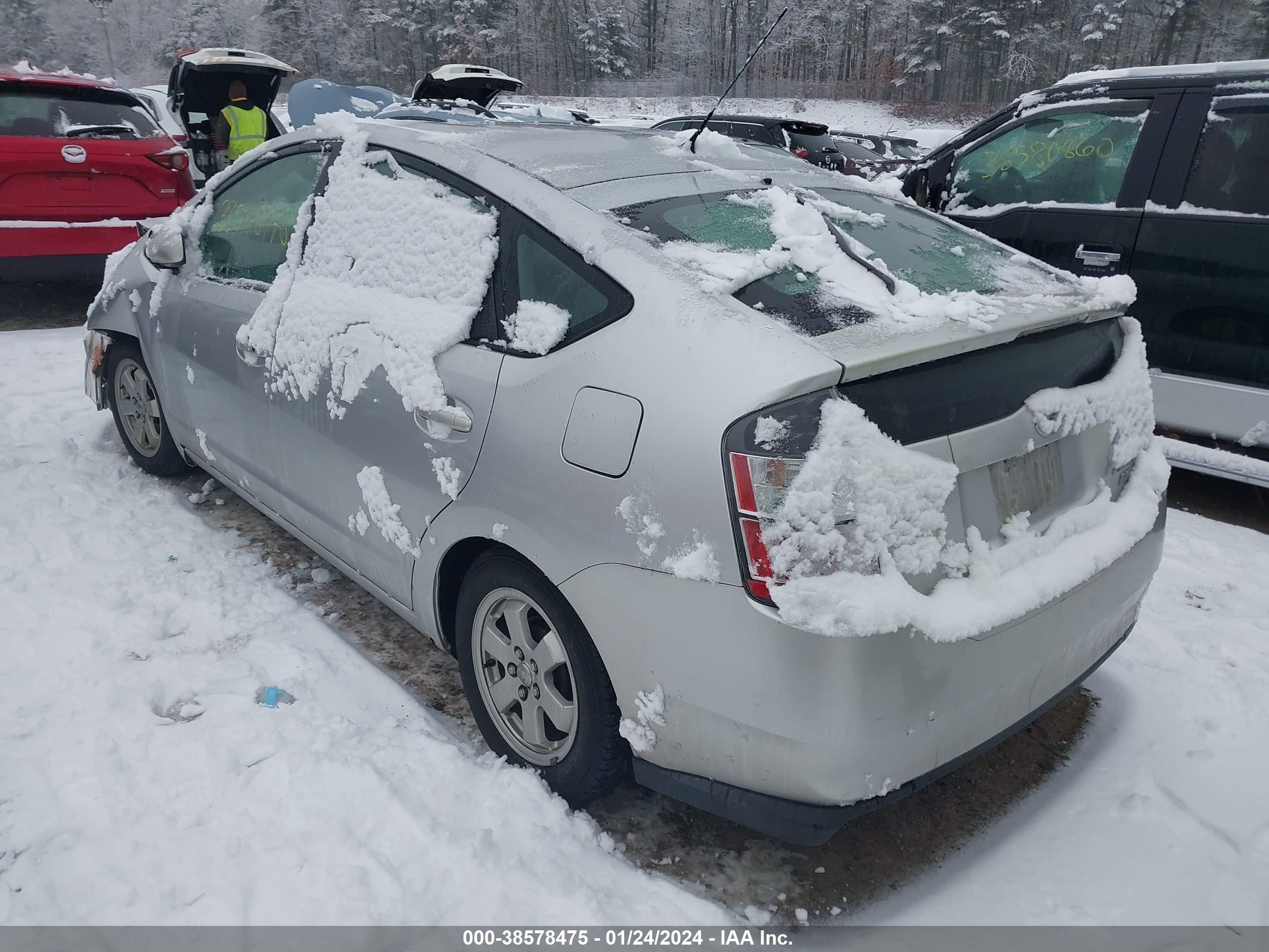 Photo 2 VIN: JTDKB20U757028619 - TOYOTA PRIUS 