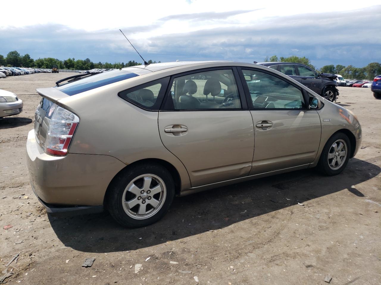 Photo 2 VIN: JTDKB20U763178643 - TOYOTA PRIUS 