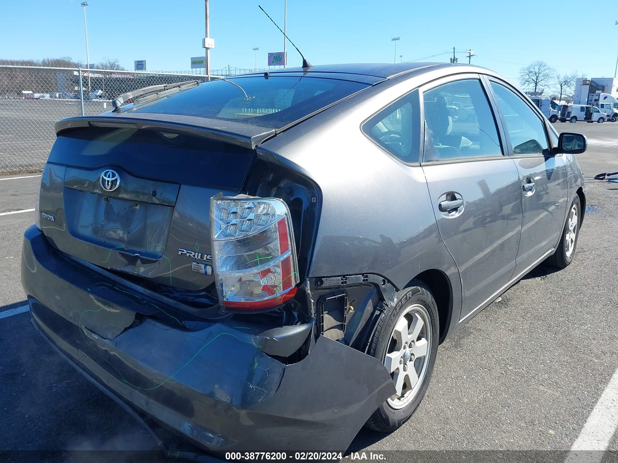 Photo 3 VIN: JTDKB20U763195541 - TOYOTA PRIUS 