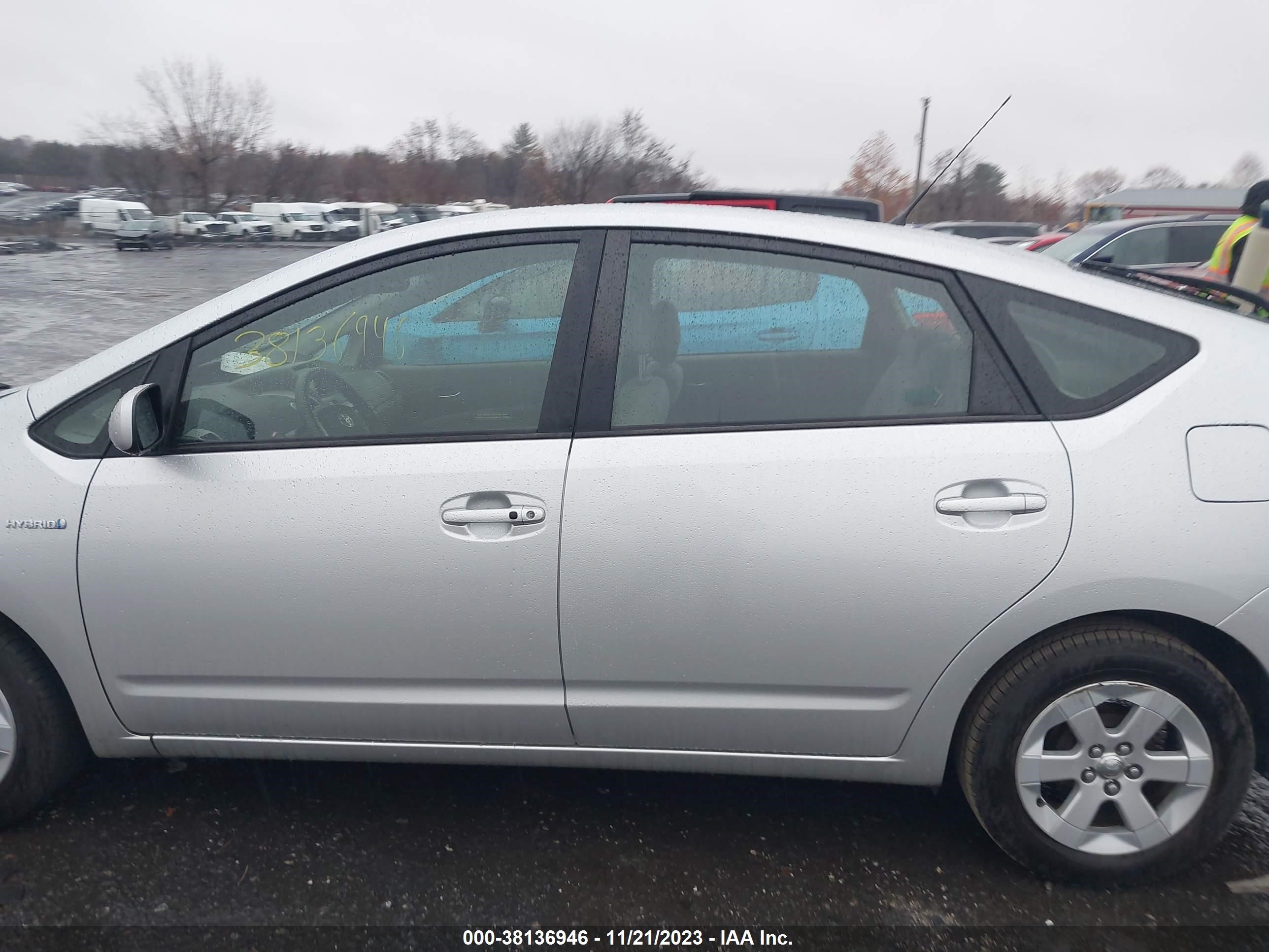 Photo 13 VIN: JTDKB20U767072184 - TOYOTA PRIUS 