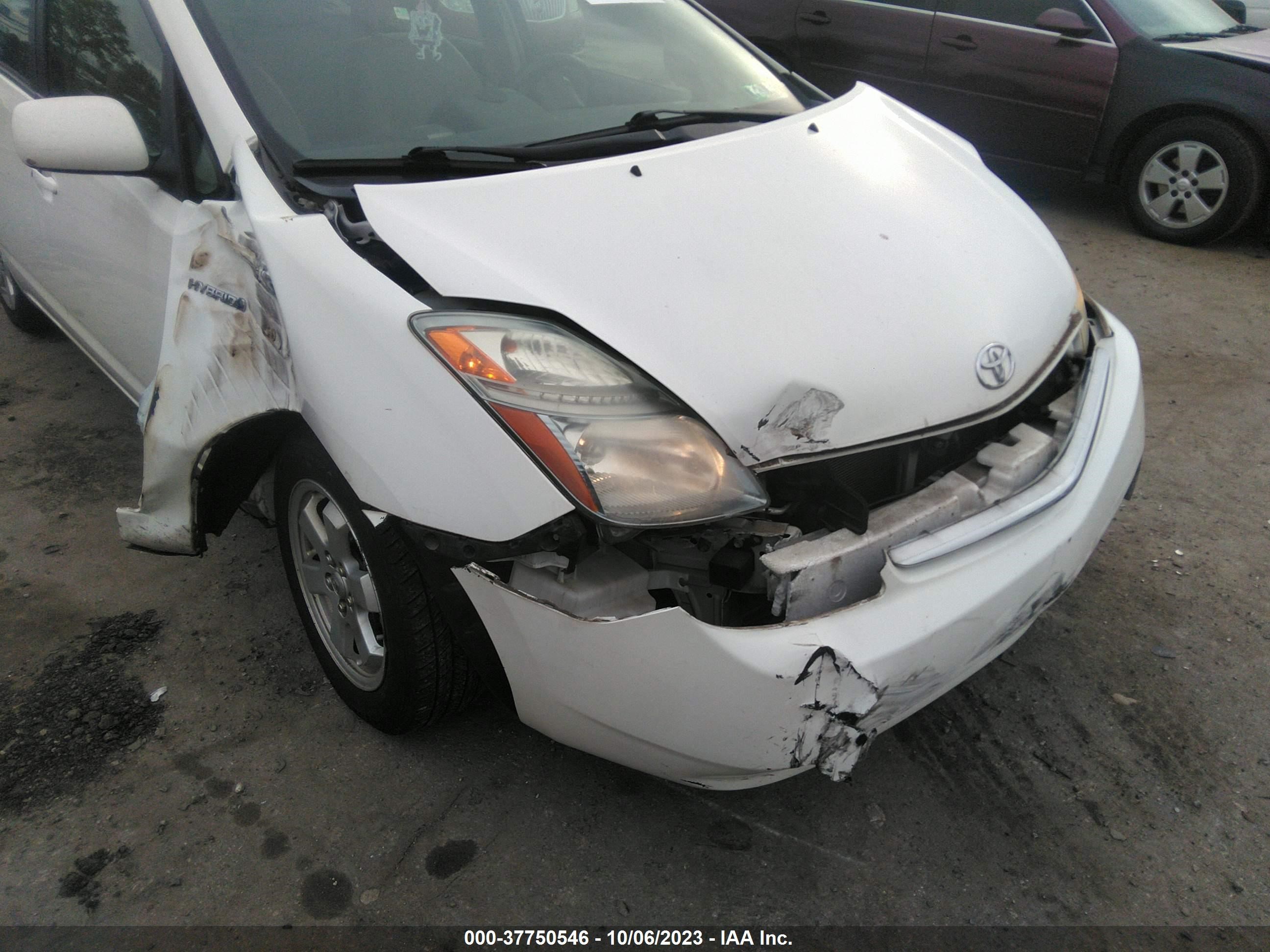 Photo 5 VIN: JTDKB20U783435111 - TOYOTA PRIUS 