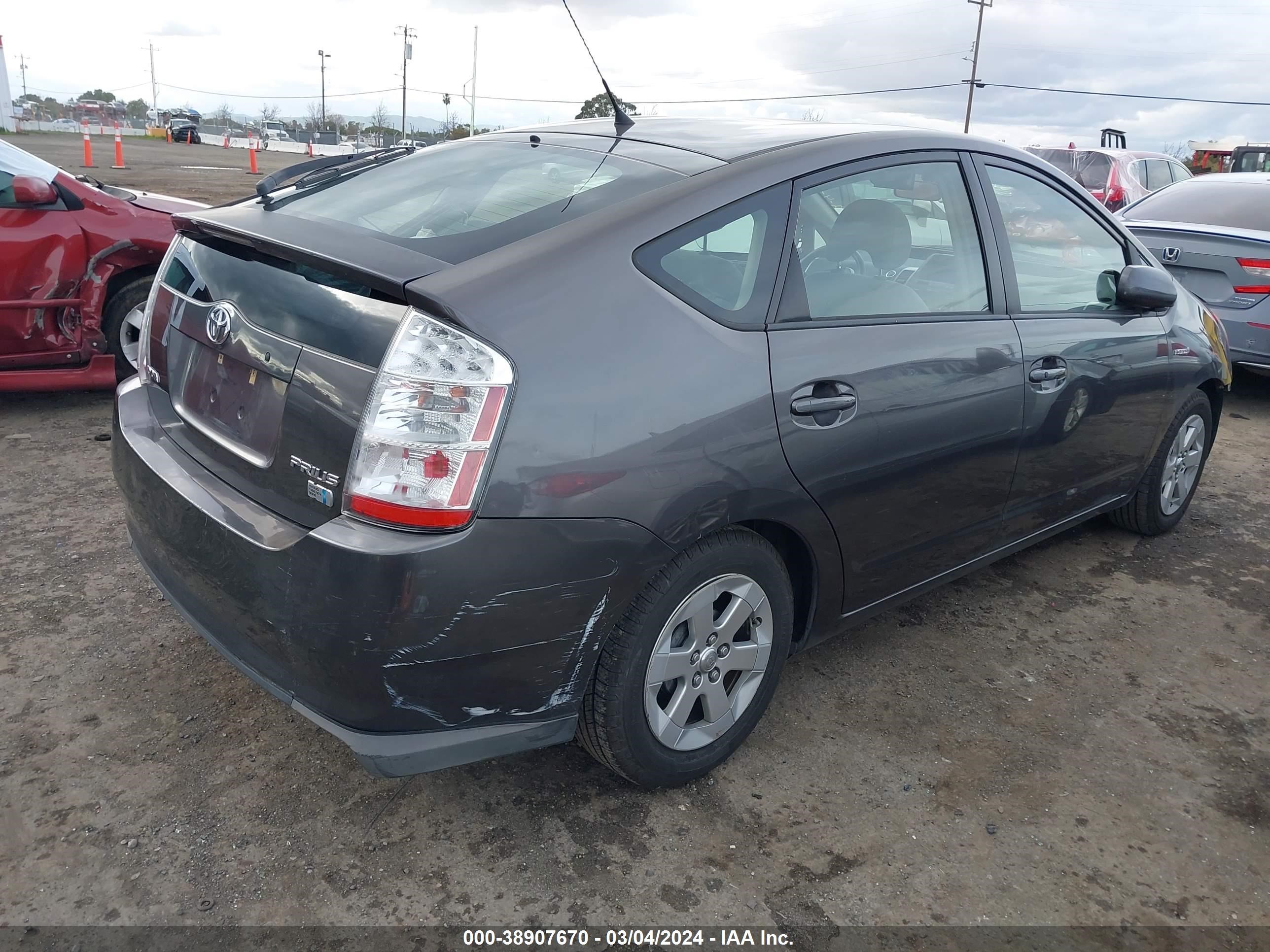 Photo 3 VIN: JTDKB20U783452474 - TOYOTA PRIUS 