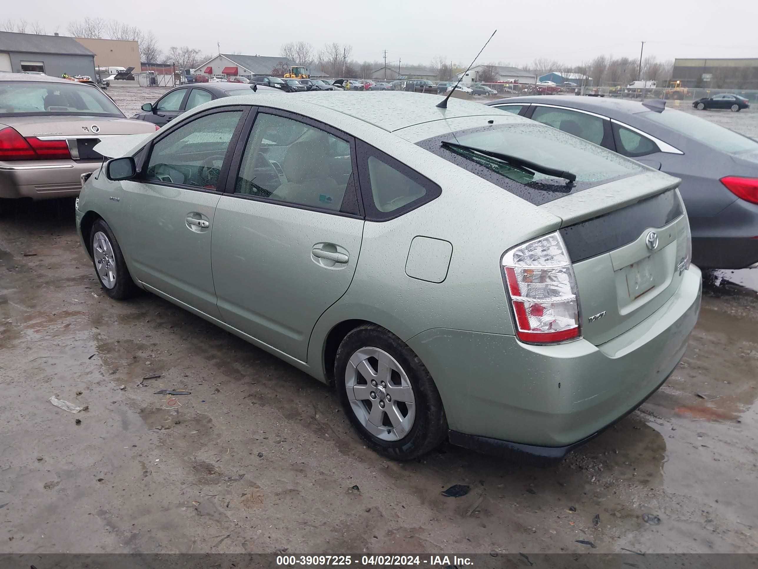 Photo 2 VIN: JTDKB20U793480941 - TOYOTA PRIUS 