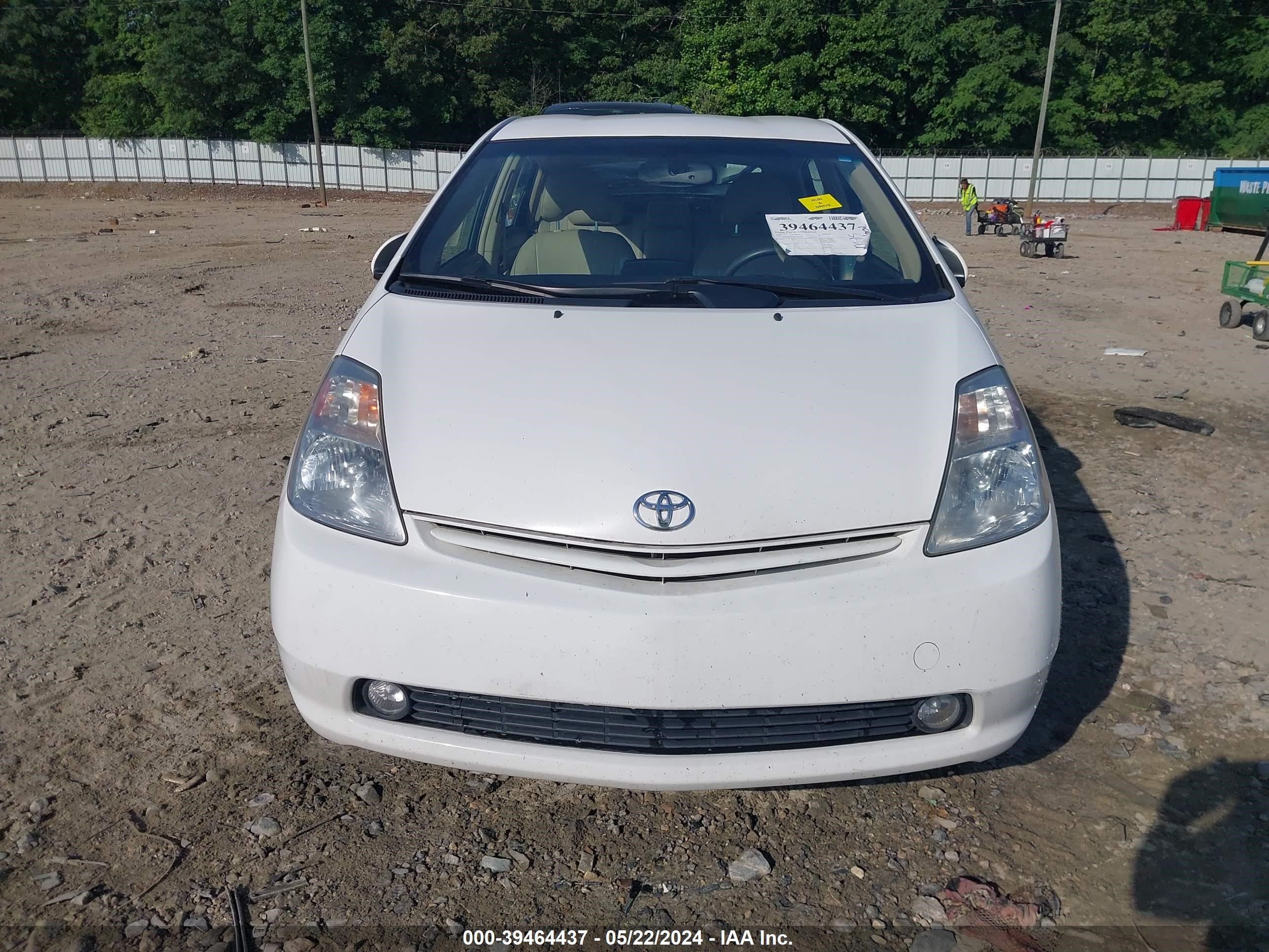 Photo 11 VIN: JTDKB20U853067310 - TOYOTA PRIUS 