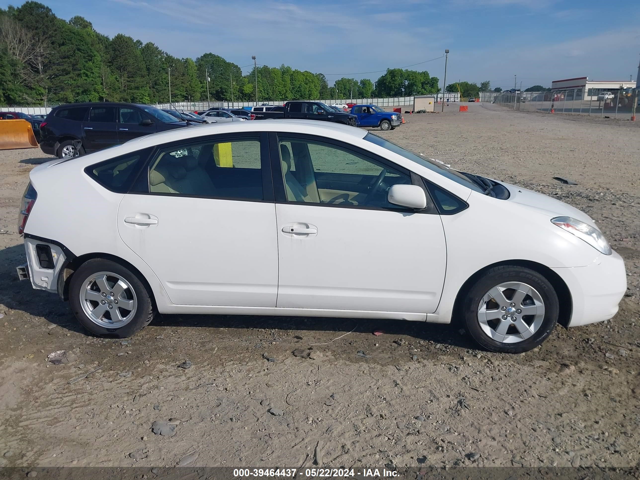 Photo 12 VIN: JTDKB20U853067310 - TOYOTA PRIUS 