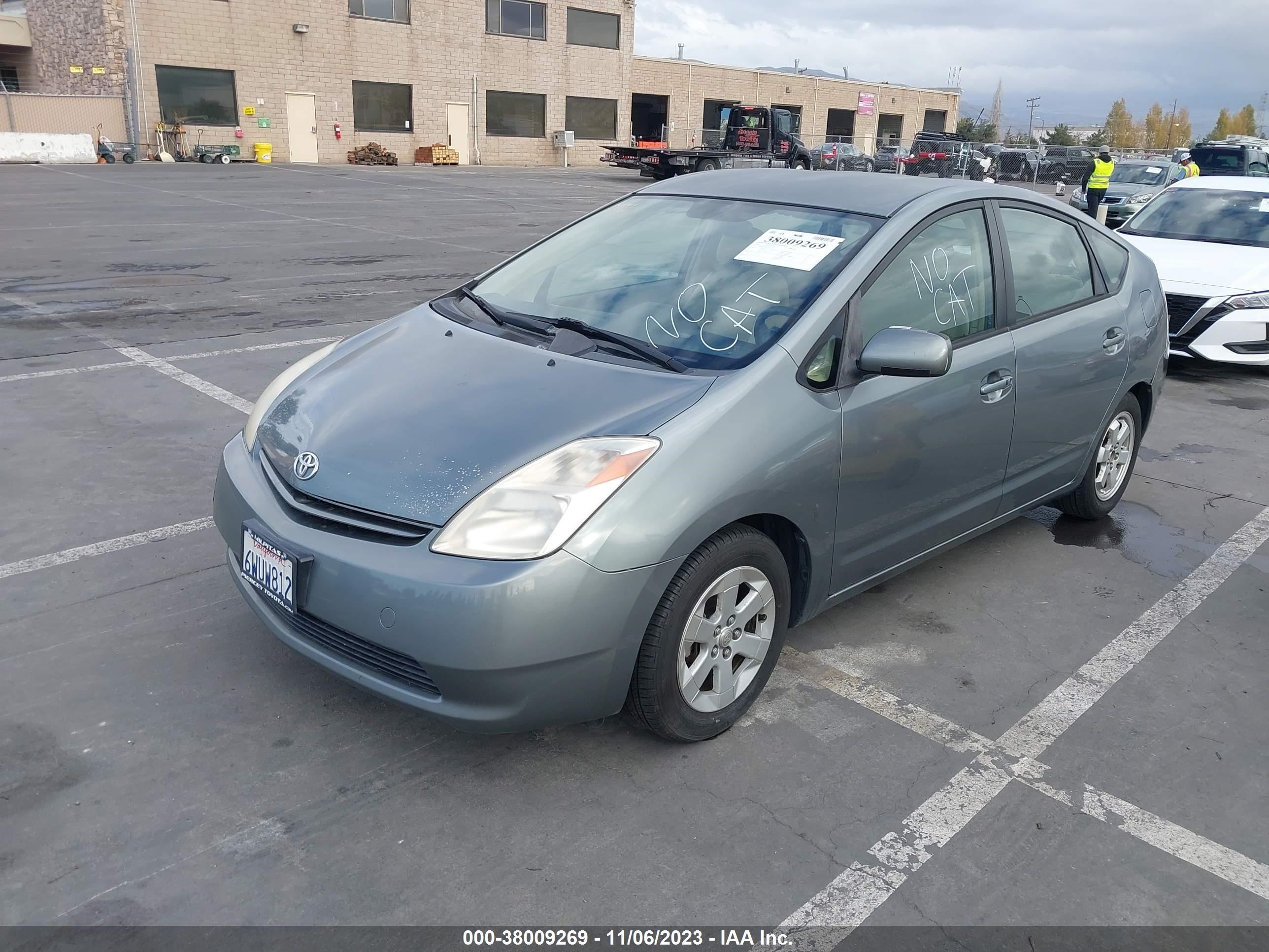 Photo 1 VIN: JTDKB20U853119714 - TOYOTA PRIUS 