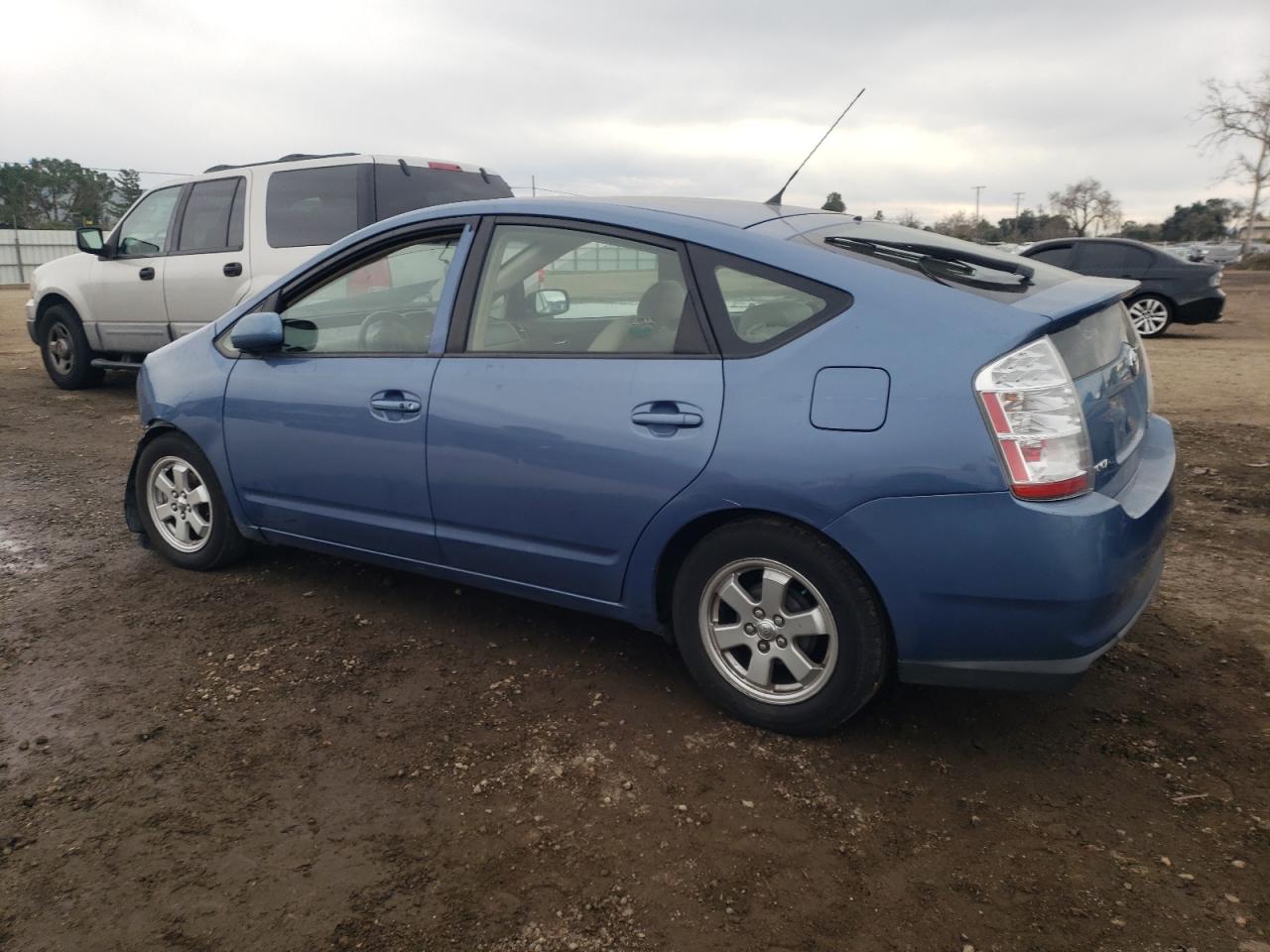 Photo 1 VIN: JTDKB20U857022960 - TOYOTA PRIUS 