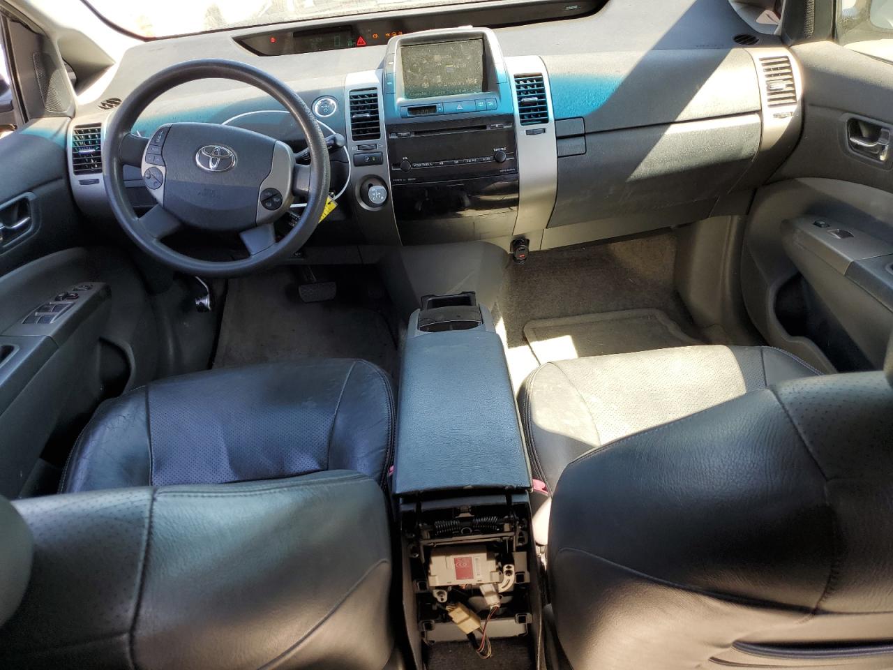 Photo 7 VIN: JTDKB20U873229925 - TOYOTA PRIUS 