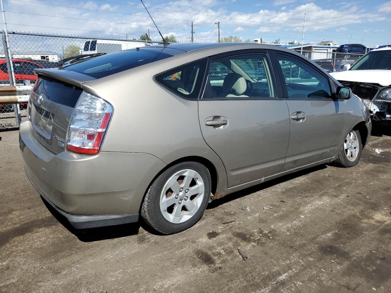 Photo 2 VIN: JTDKB20U877620792 - TOYOTA PRIUS 