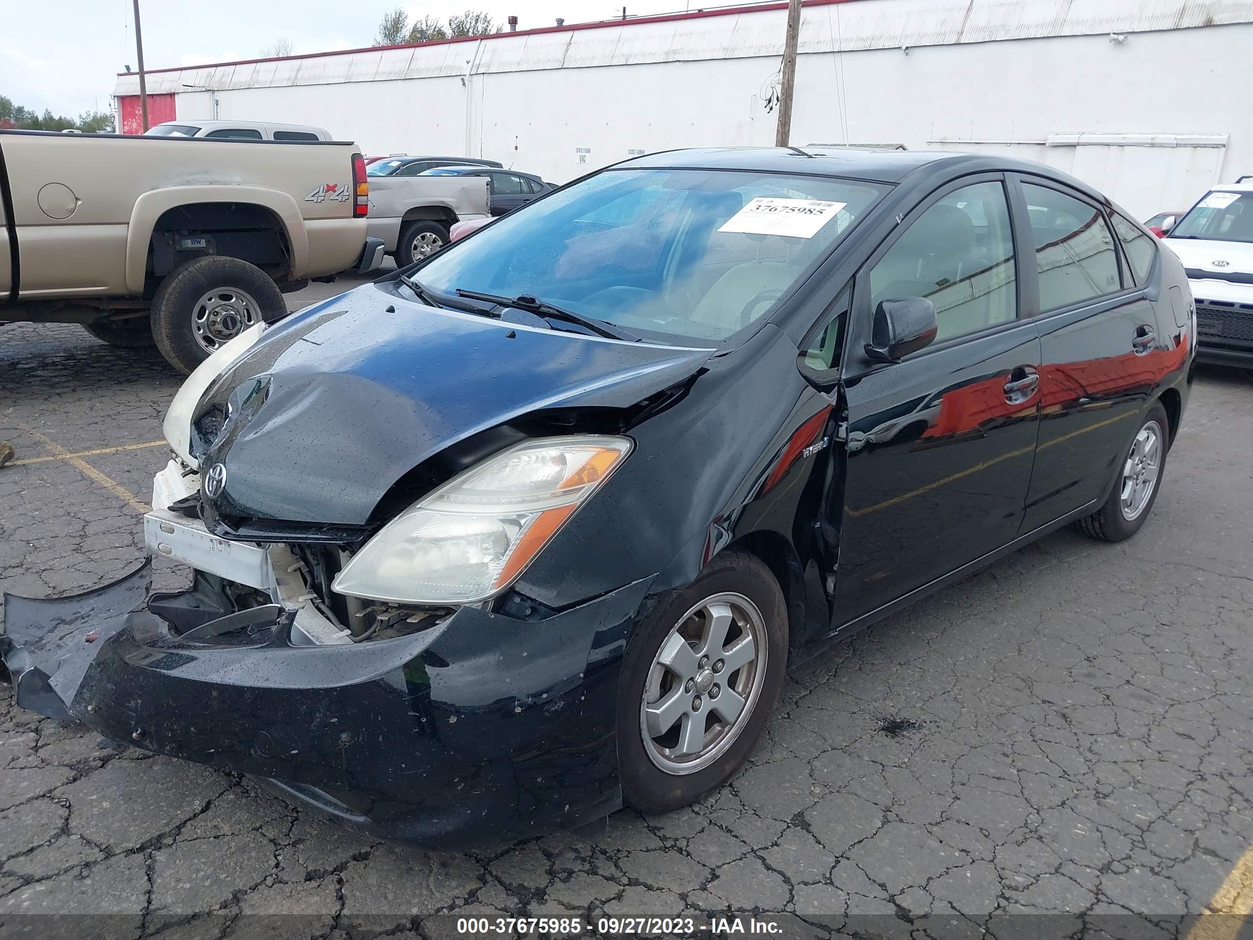 Photo 1 VIN: JTDKB20U883366090 - TOYOTA PRIUS 