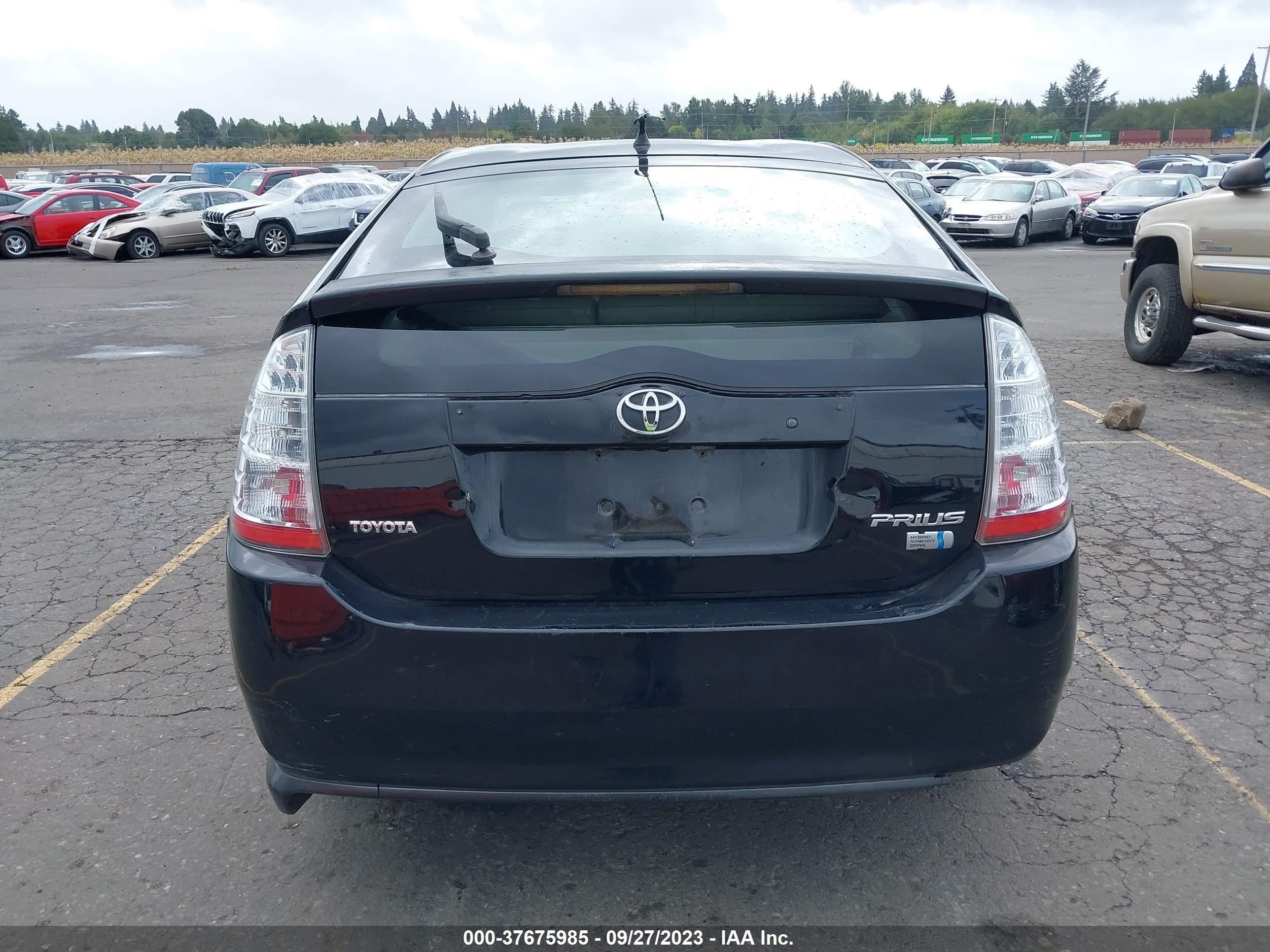 Photo 15 VIN: JTDKB20U883366090 - TOYOTA PRIUS 