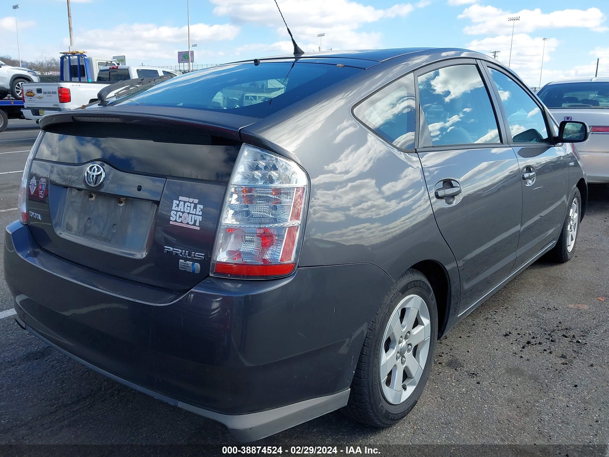 Photo 3 VIN: JTDKB20U883380250 - TOYOTA PRIUS 