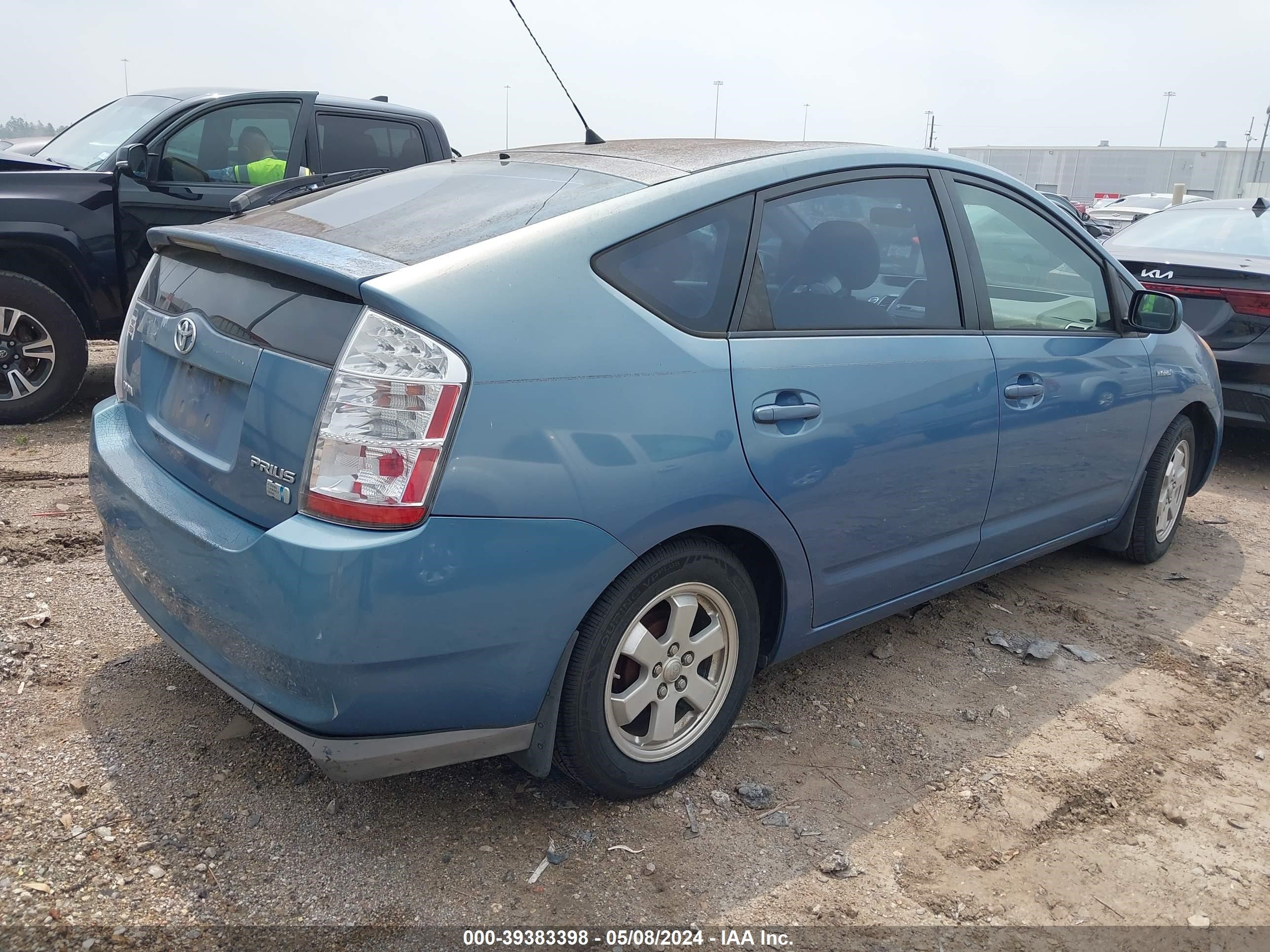 Photo 3 VIN: JTDKB20U887704385 - TOYOTA PRIUS 